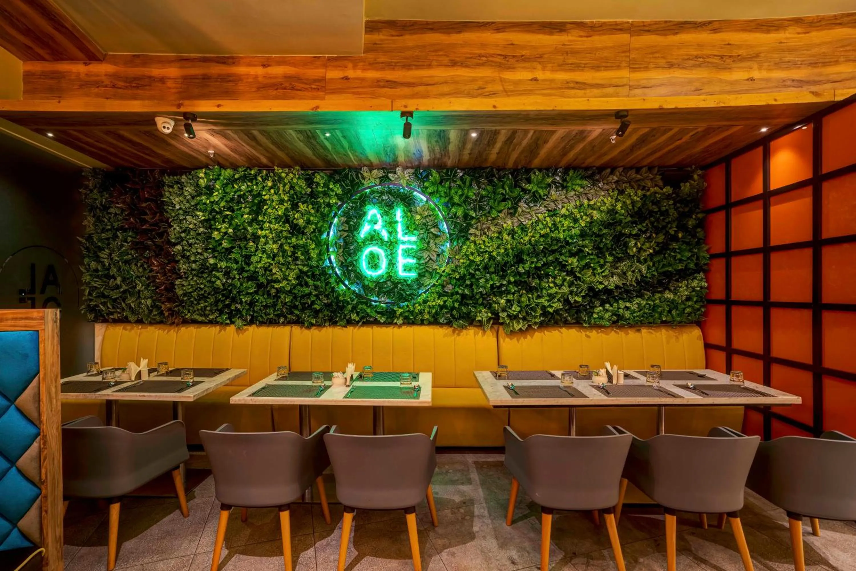 Restaurant/places to eat in The Belstead