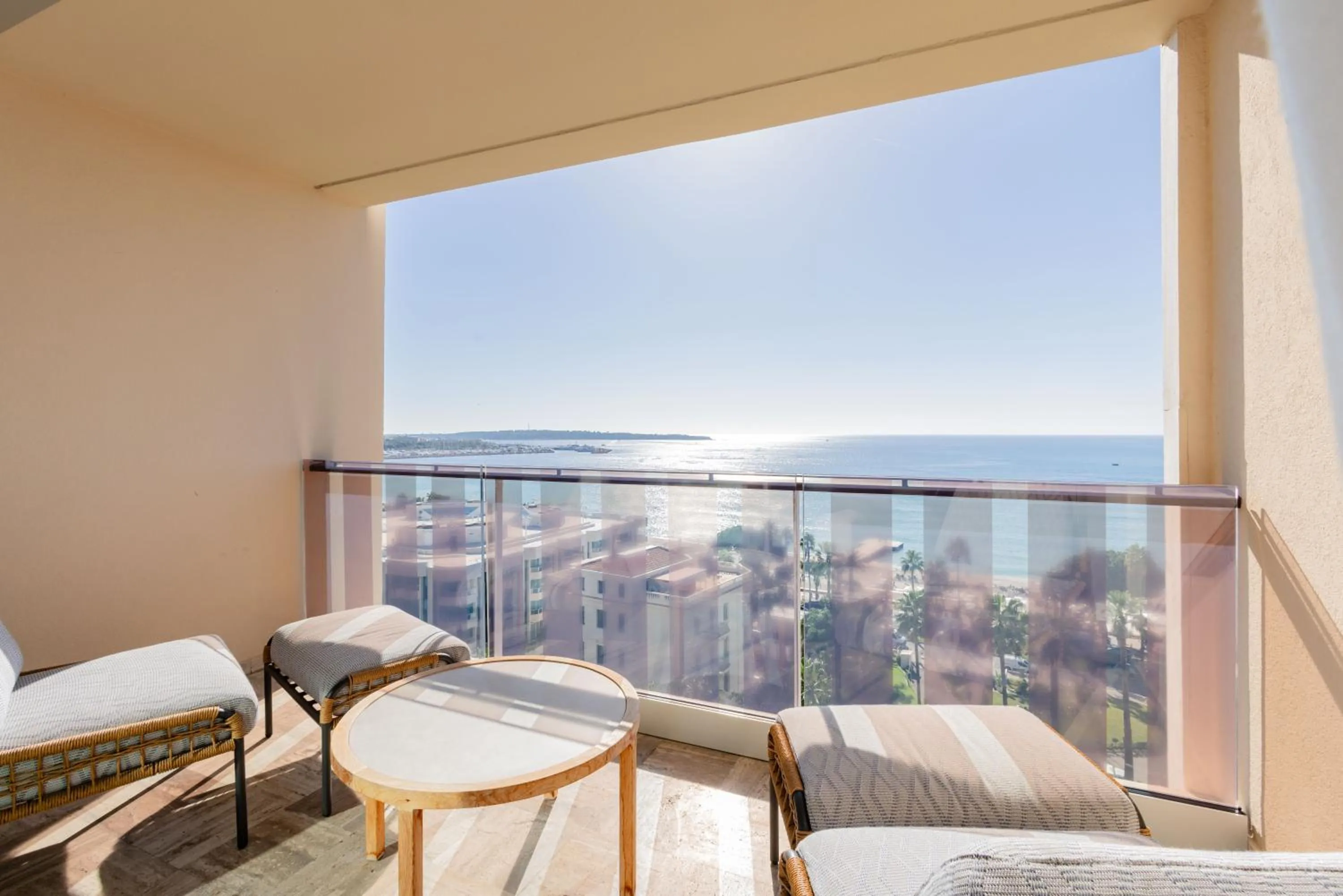 Balcony/Terrace in Mondrian Cannes
