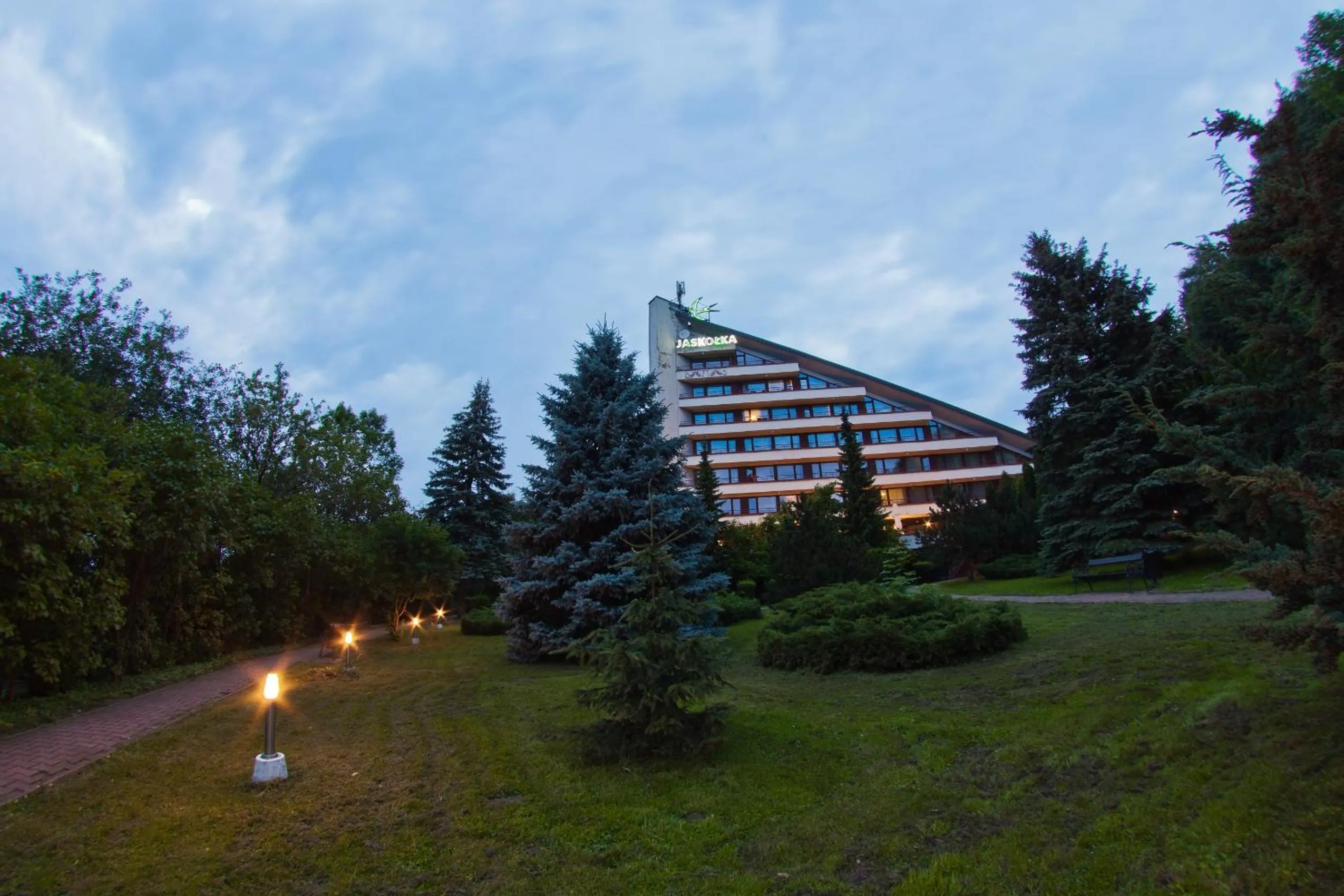 Property building in Hotel Jaskółka