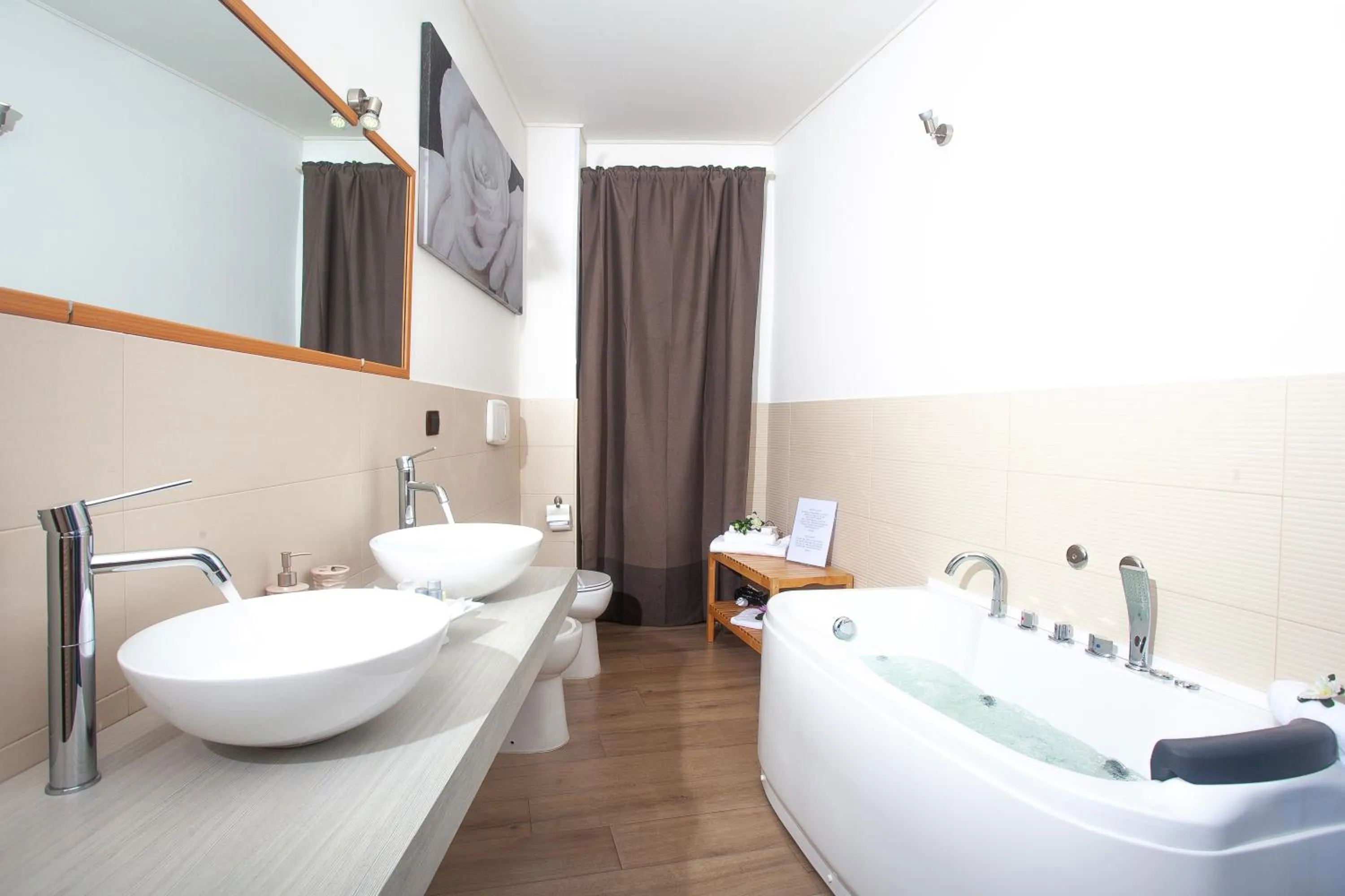 Bathroom in Fior di Loto Sweetness