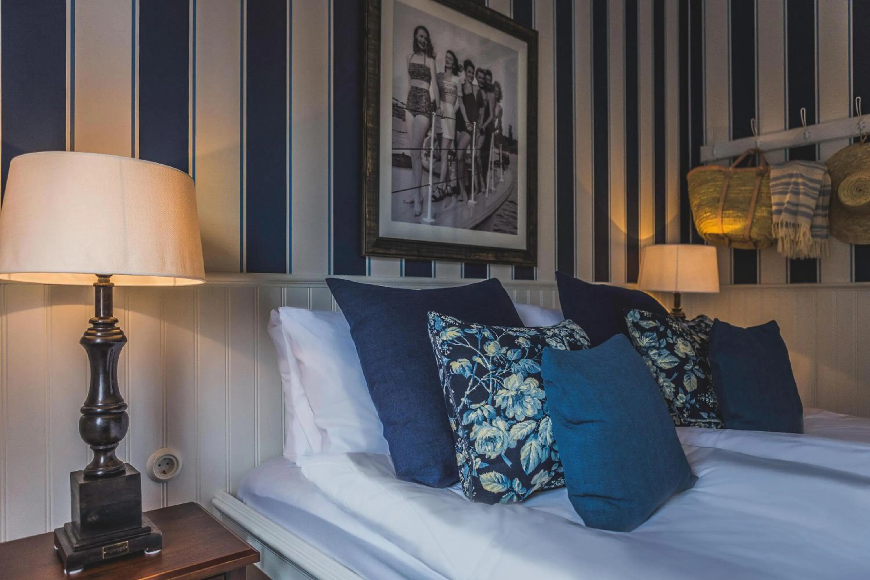 Photo of the whole room, Bed in Villa Strandvägen