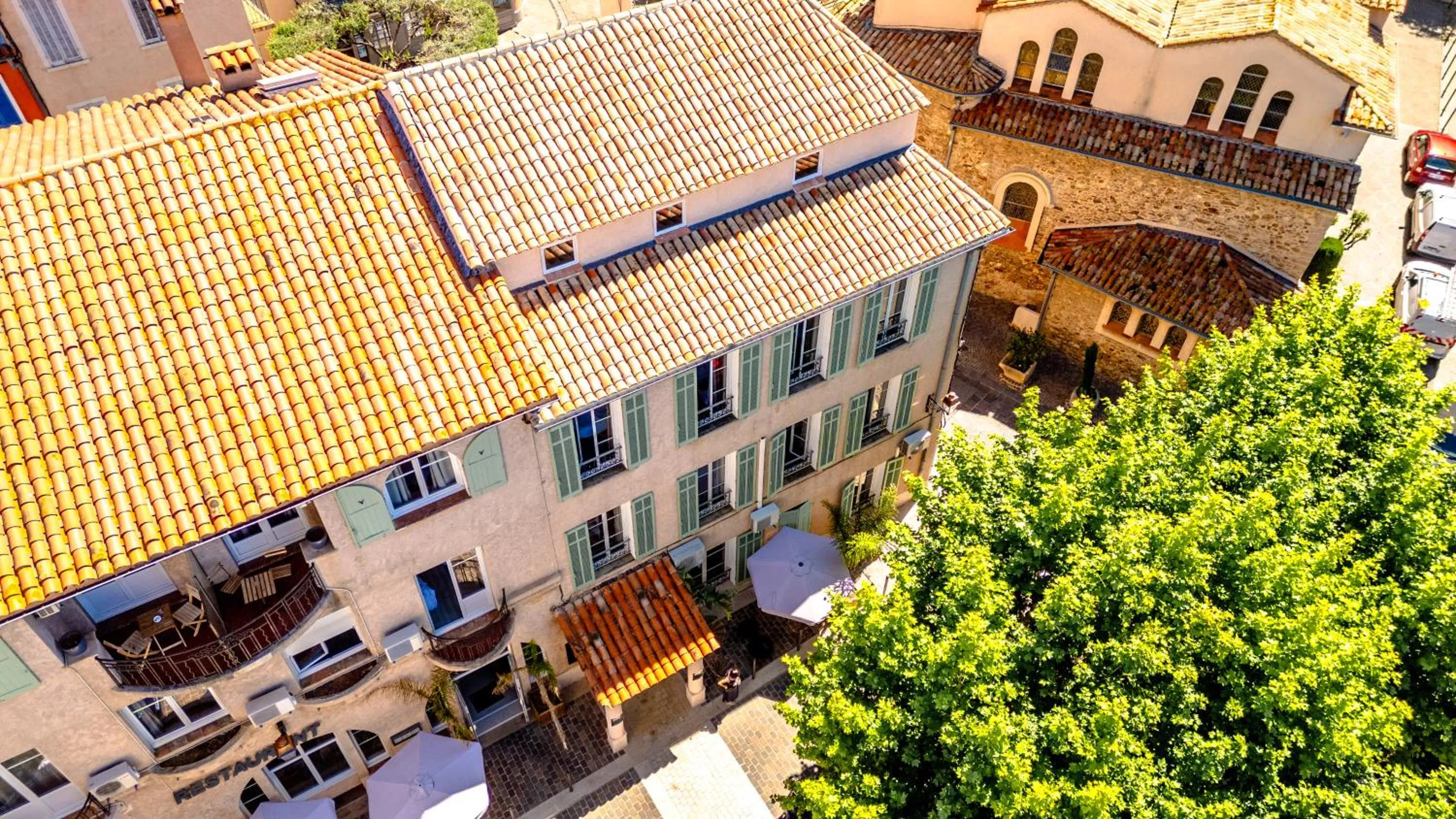 City view in Hotel Les Palmiers