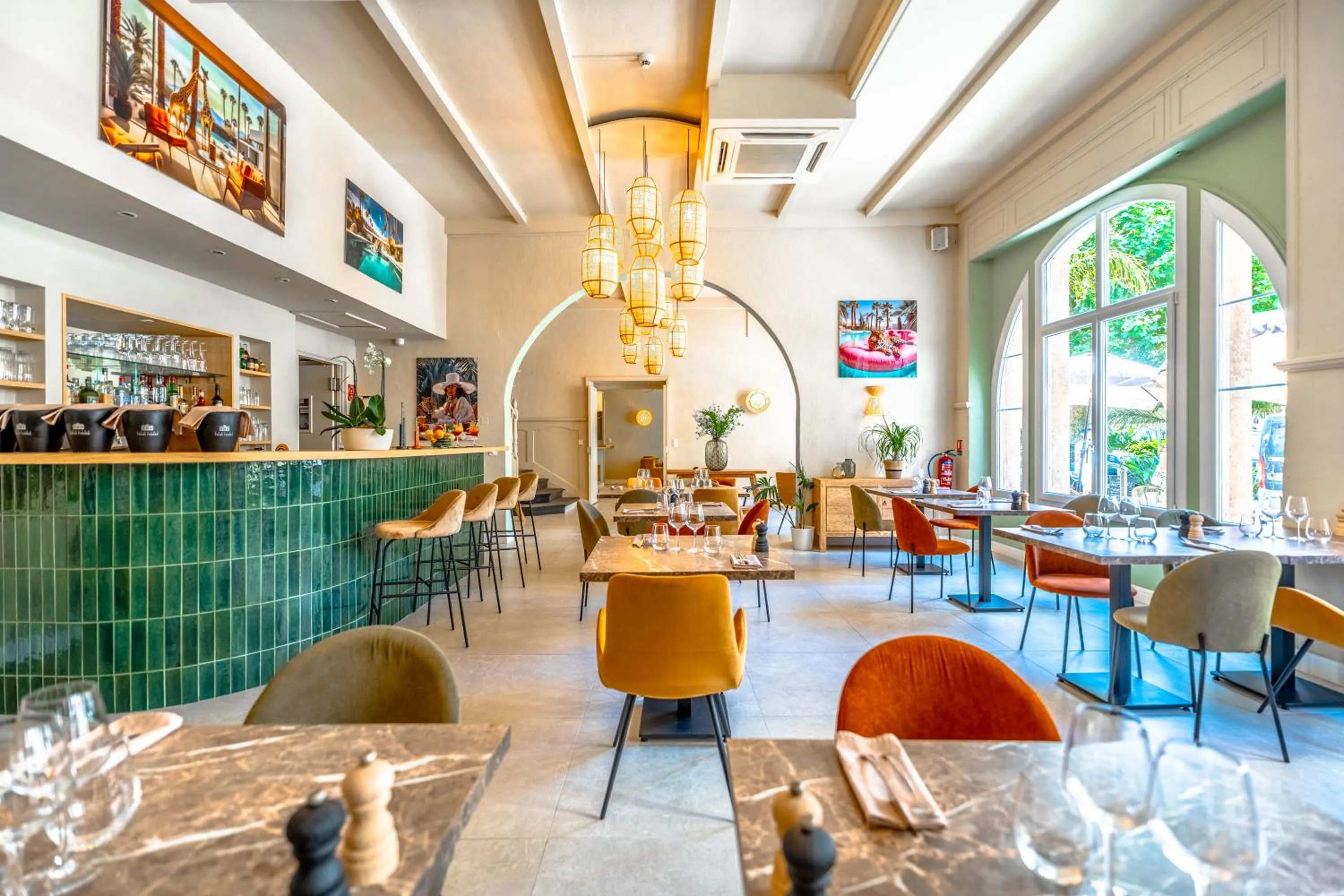 Restaurant/places to eat in Hotel Les Palmiers