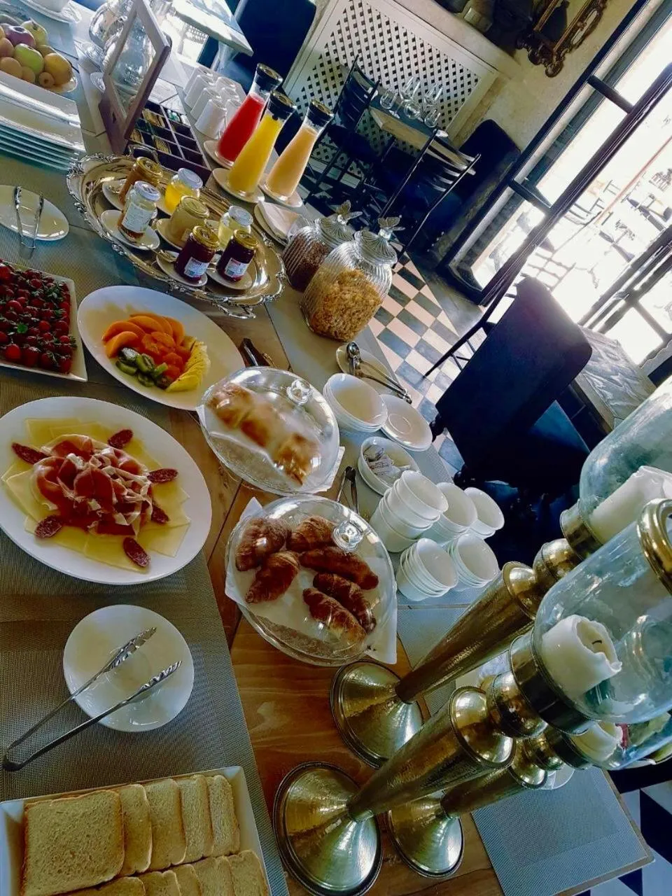 Continental breakfast in Il Baglio sull'Acqua