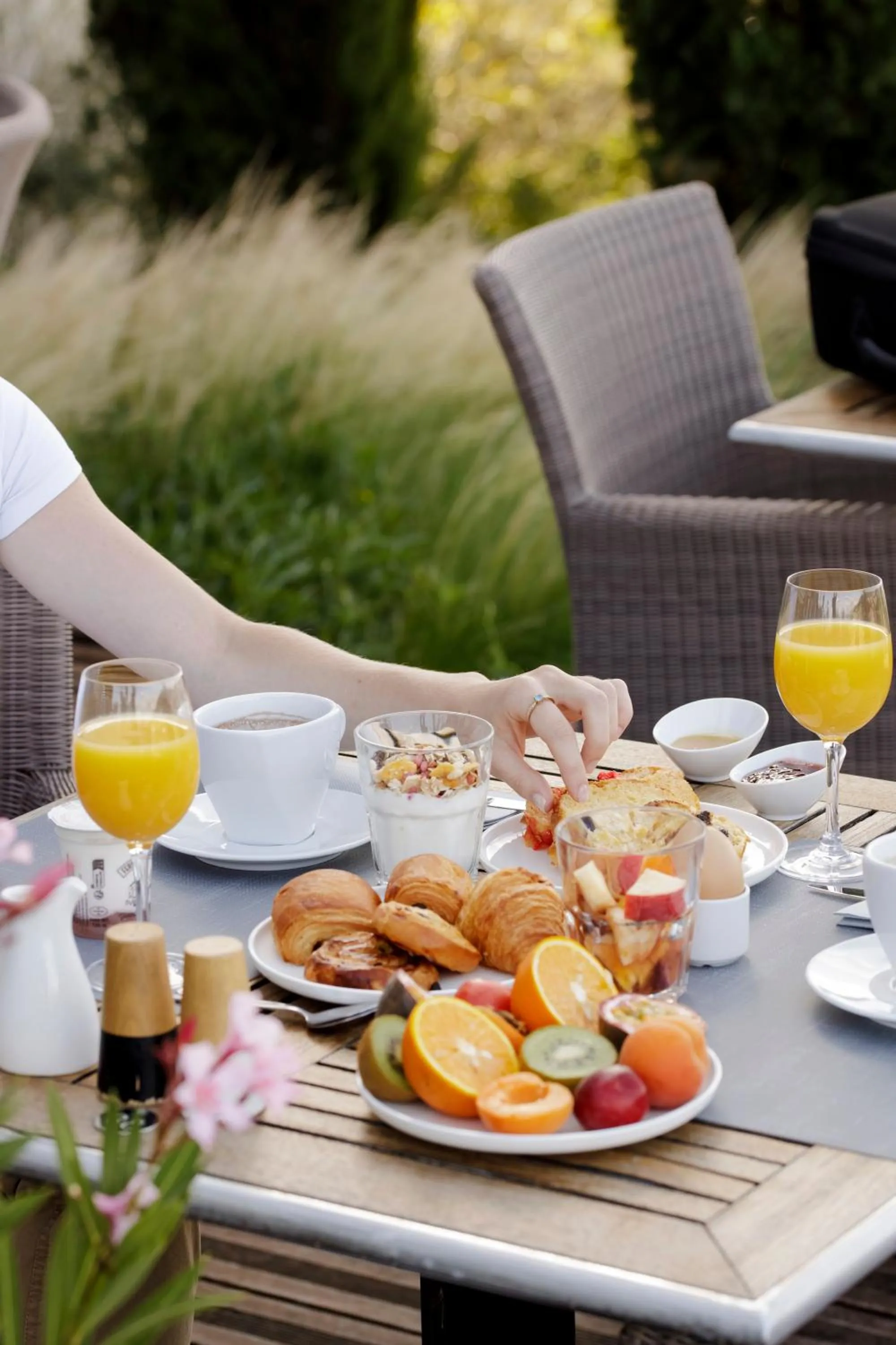 Breakfast in Best Western Plus Hôtel Gergovie