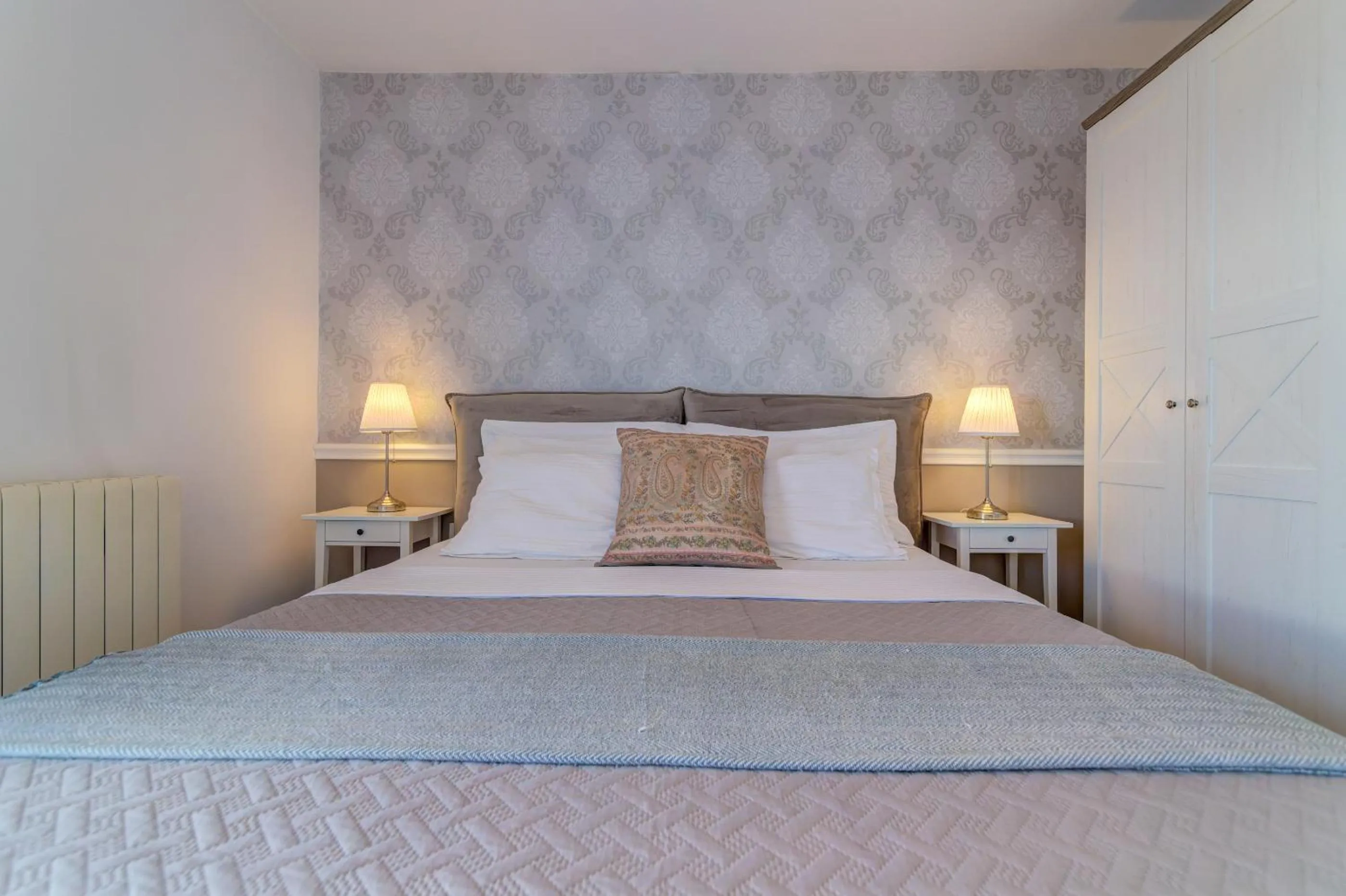 Bed in Apartment Franko