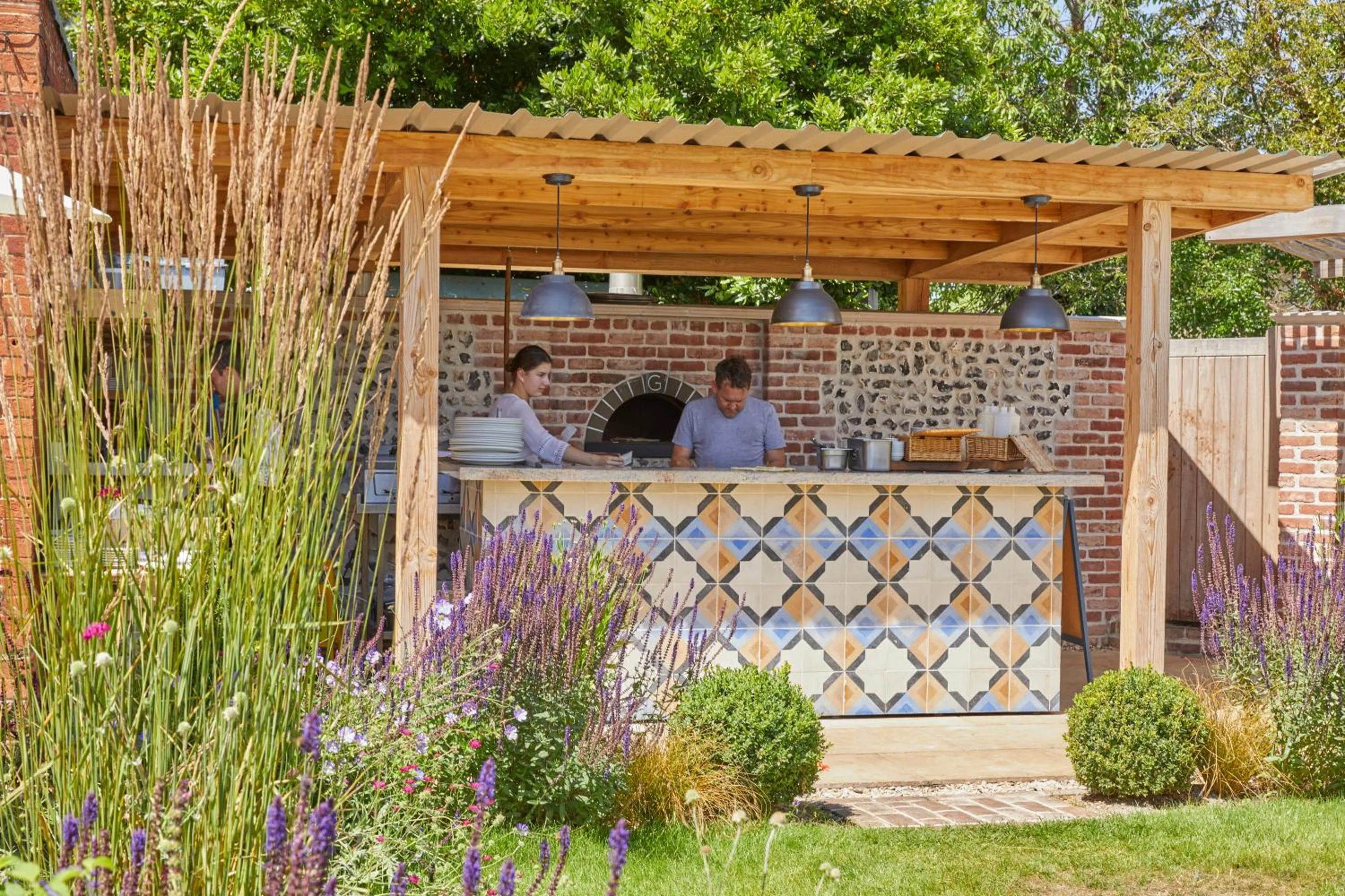 Restaurant/places to eat in The Grosvenor Stockbridge