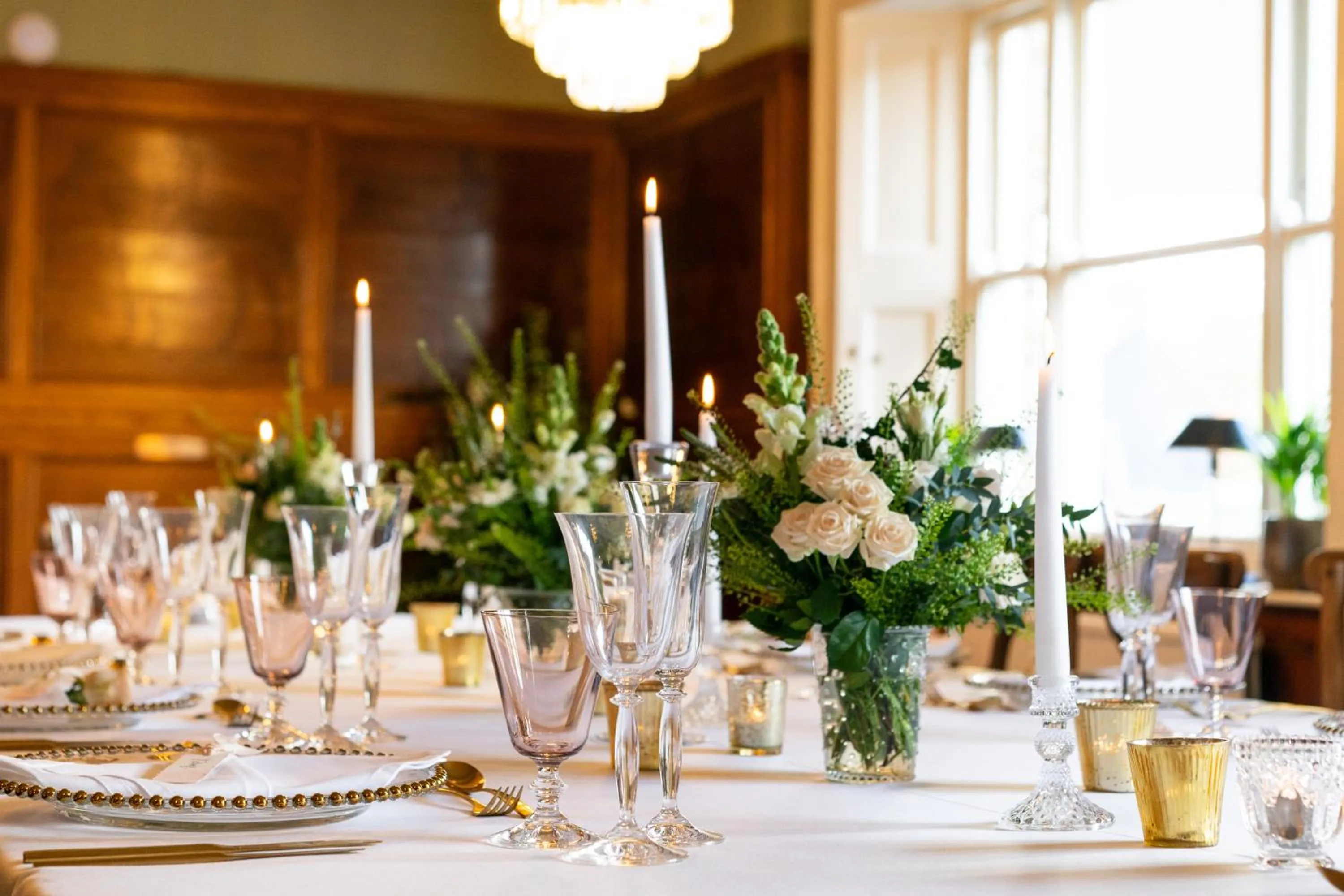 Restaurant/places to eat in The Grosvenor Stockbridge