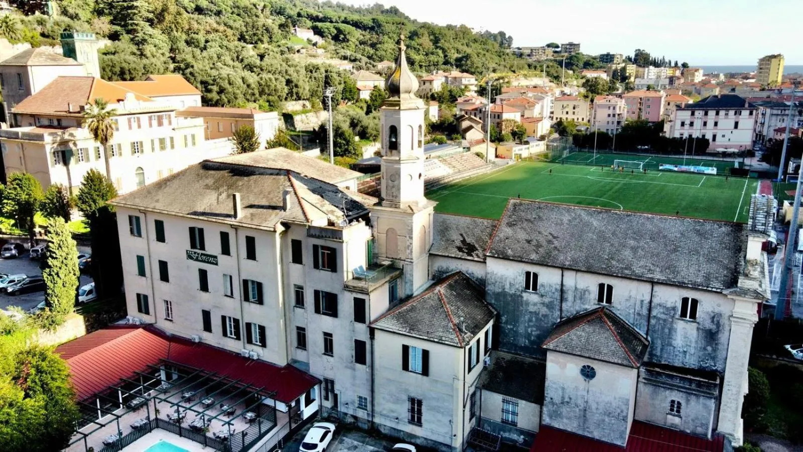 Property building in Hotel Florenz