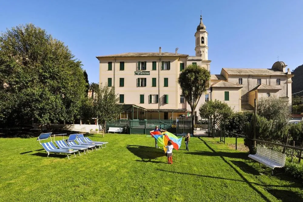 Property building in Hotel Florenz
