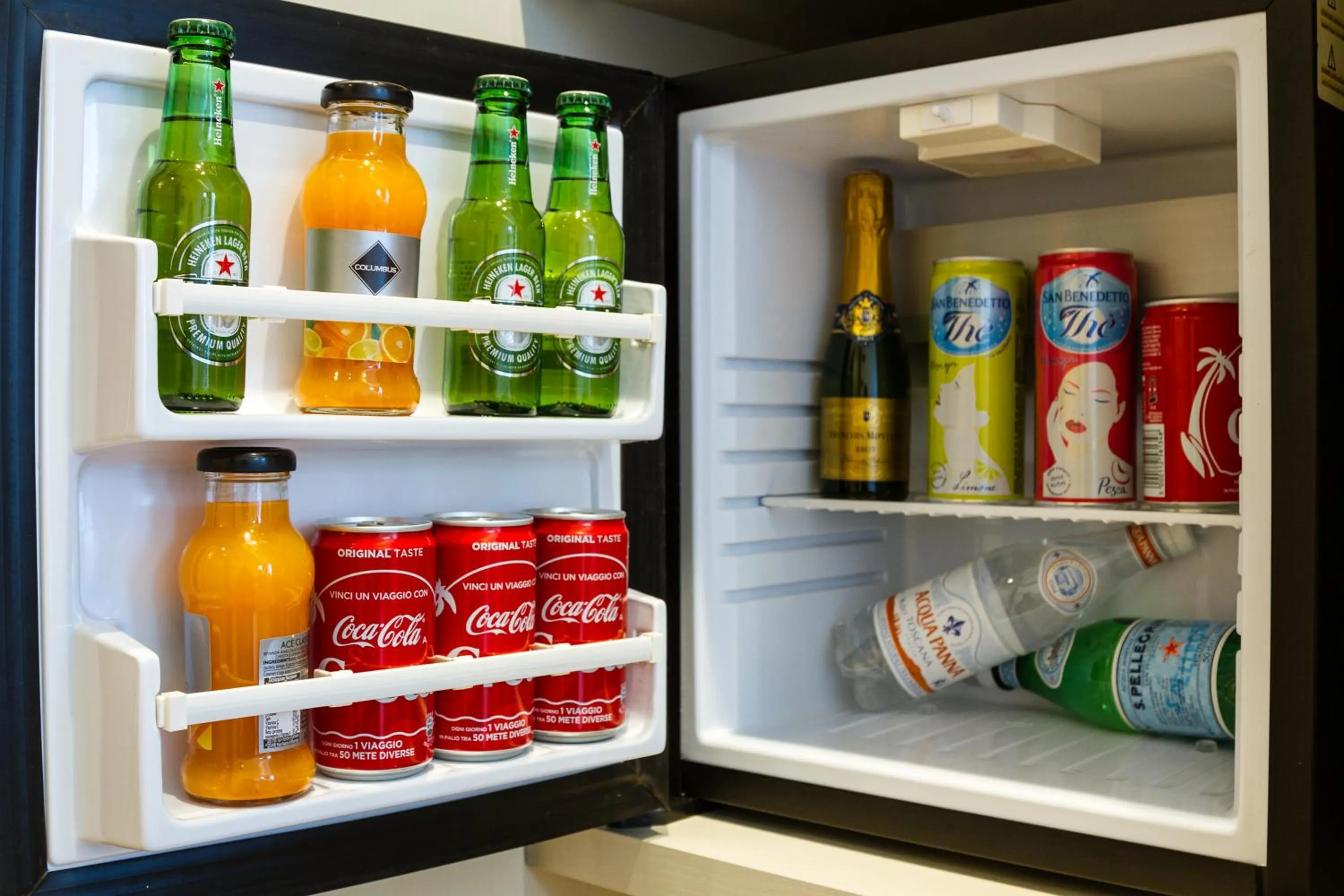 Alcoholic drinks in AH - Fashion District