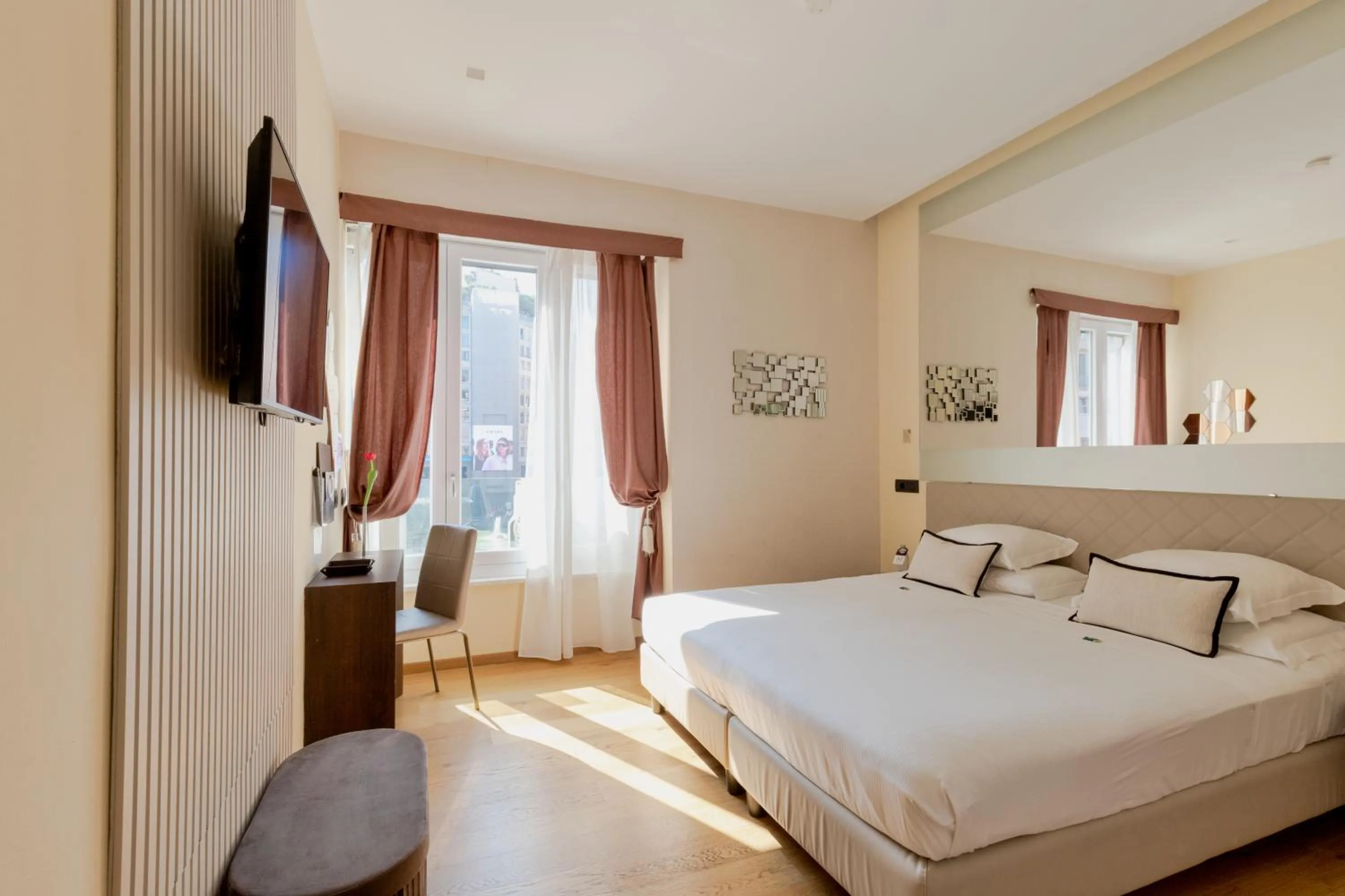 TV and multimedia, Bed in AH - Fashion District