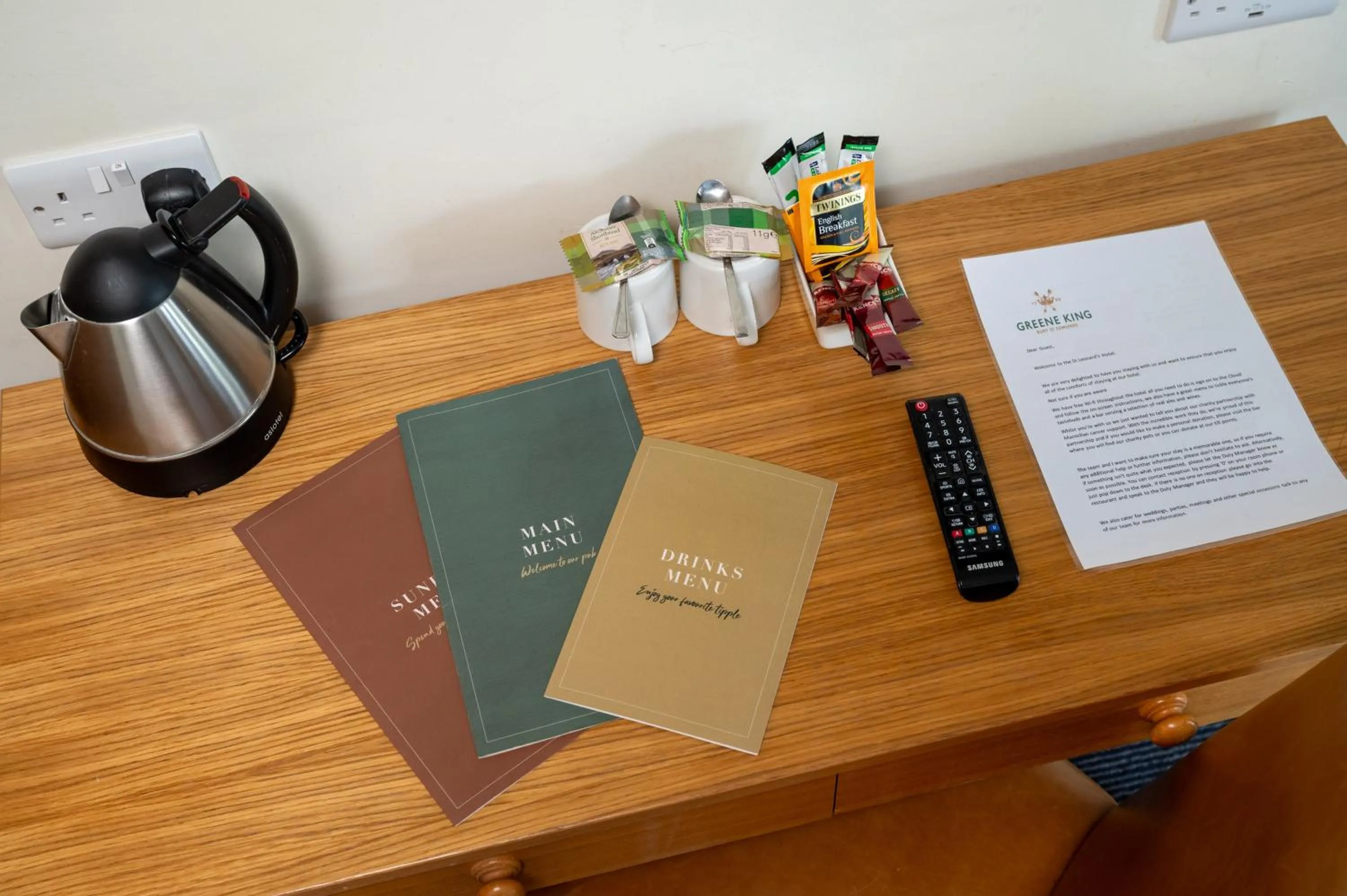 Coffee/tea facilities in St Leonards Hotel by Greene King Inns