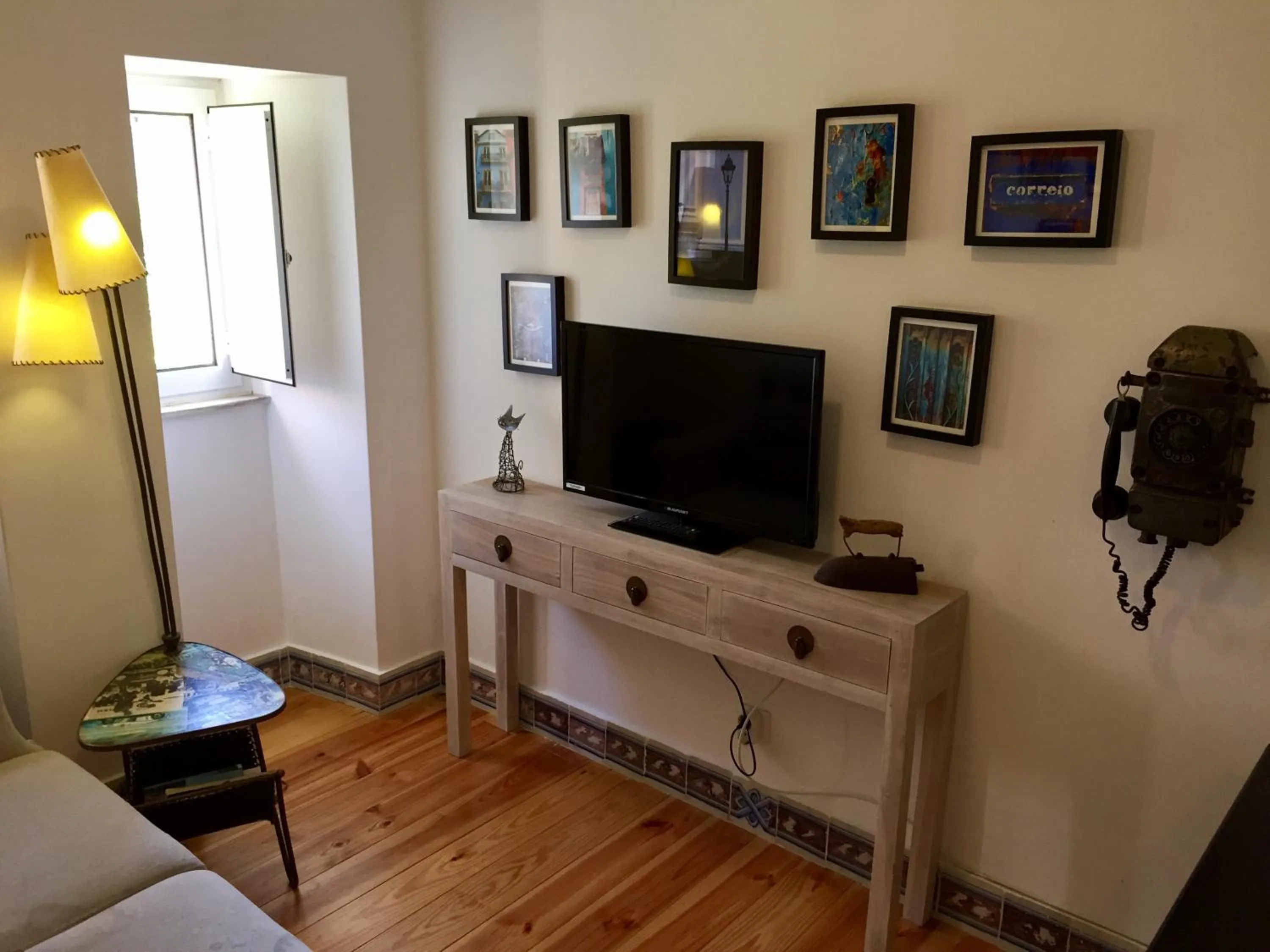 Living room in SantoSweethome 1