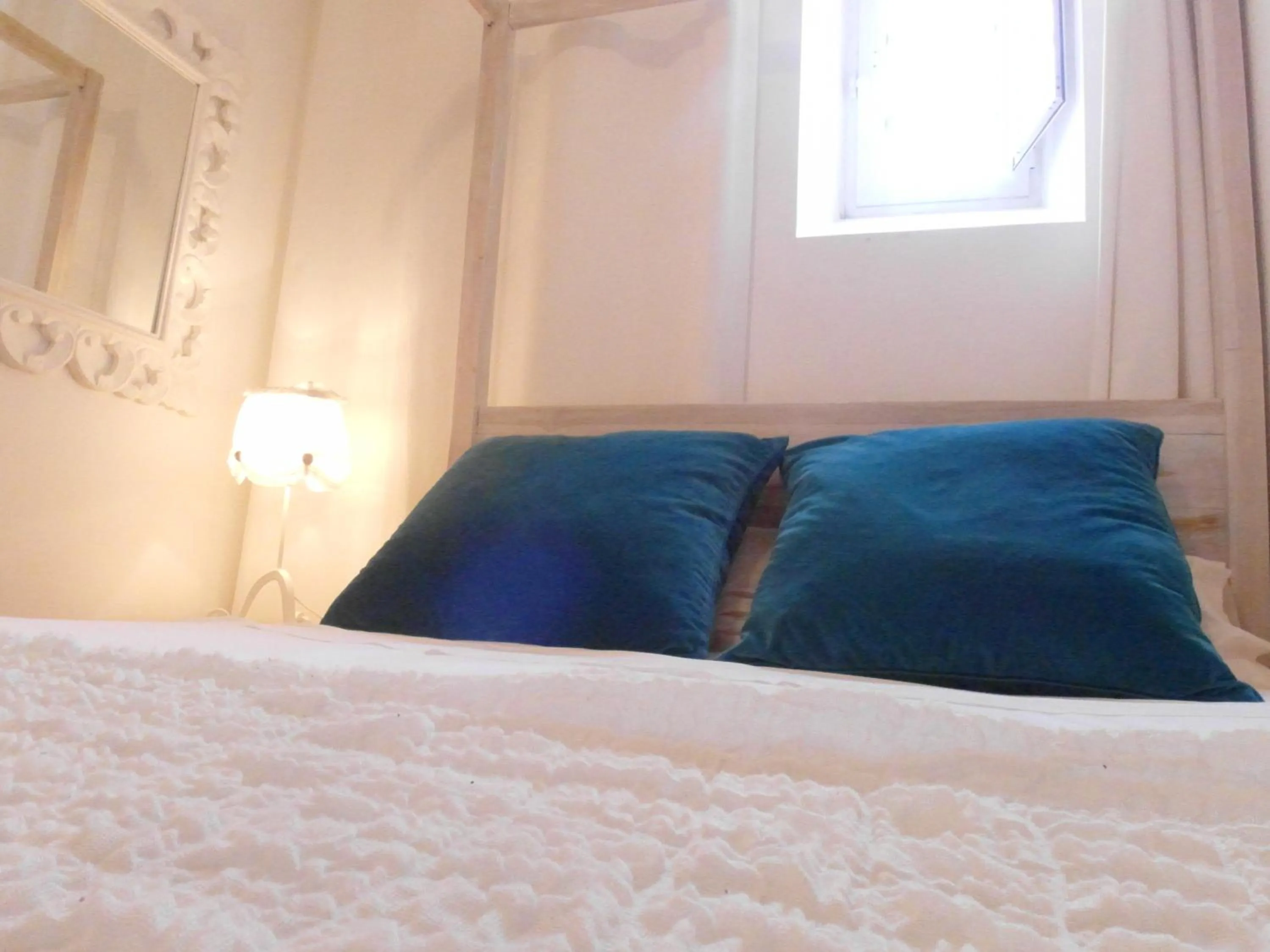 Decorative detail, Bed in SantoSweethome 1