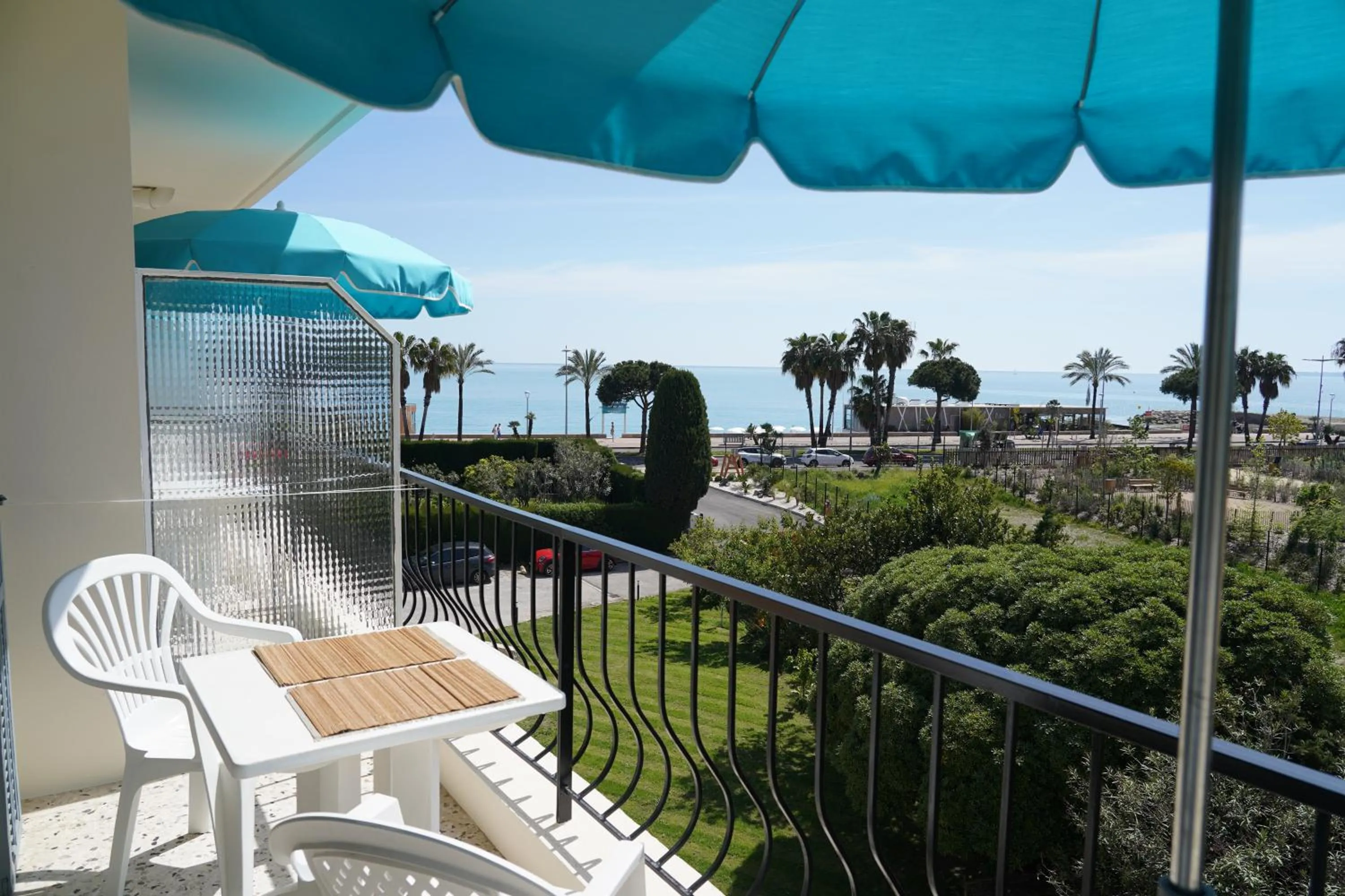 Sea view in MOTEL ASCOT - Hotel & Appartements