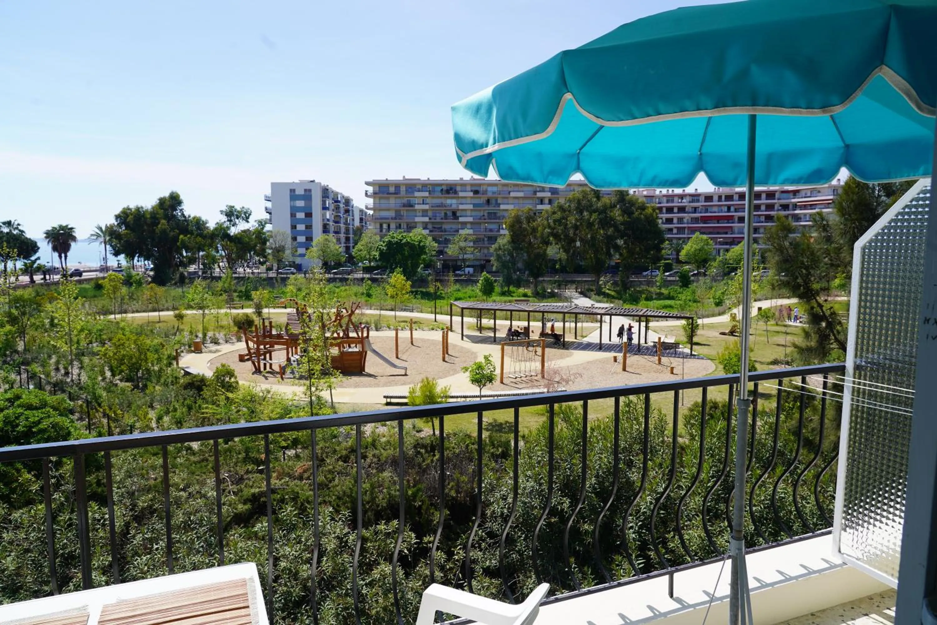 Garden view in MOTEL ASCOT - Hotel & Appartements