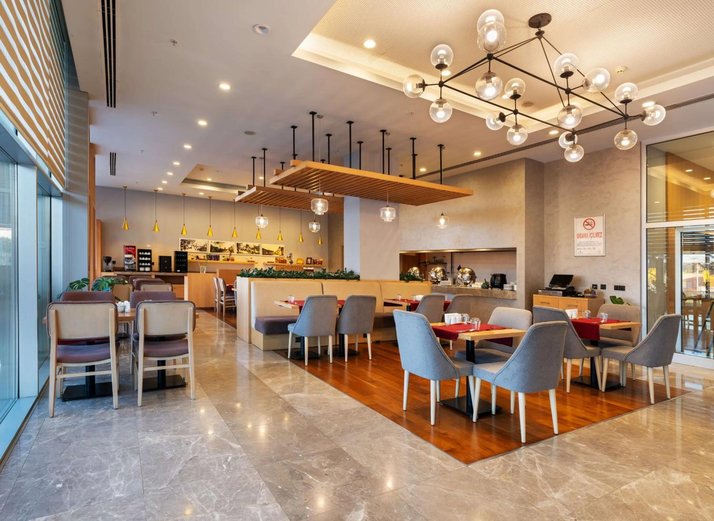 Restaurant/places to eat in Park Inn by Radisson Samsun