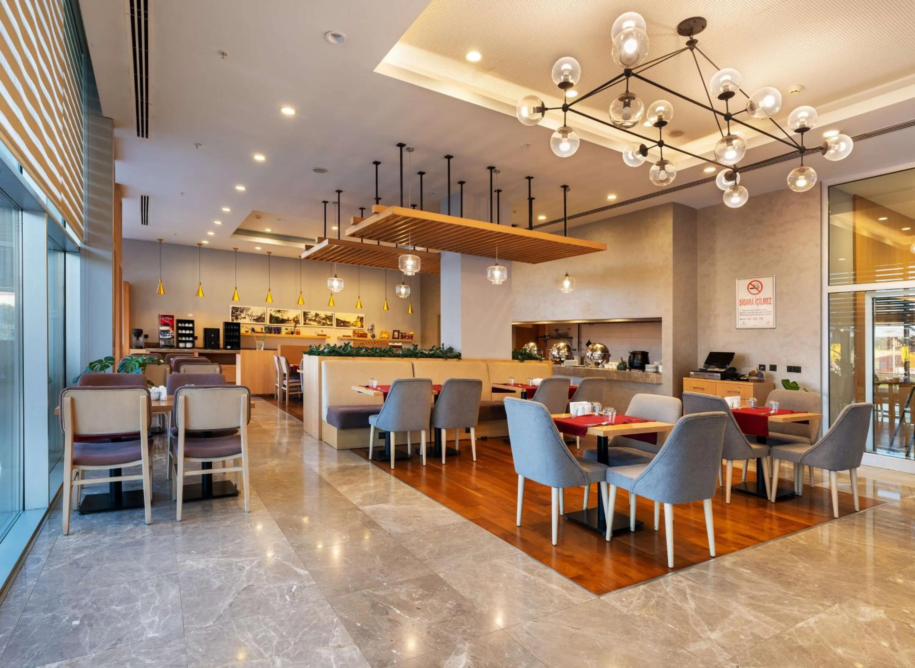 Restaurant/places to eat in Park Inn by Radisson Samsun