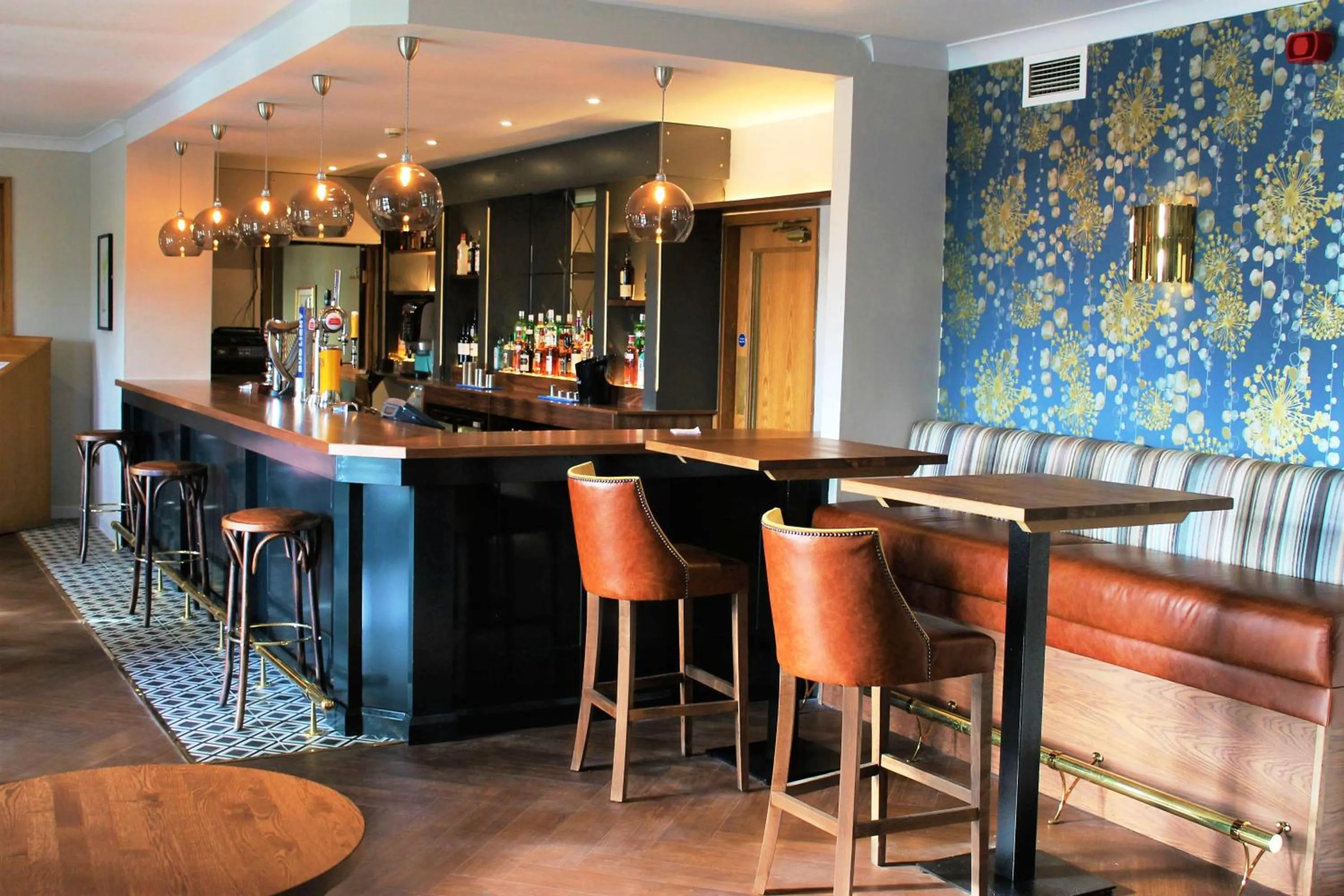 Lounge or bar in Abbey Hotel Golf & Spa