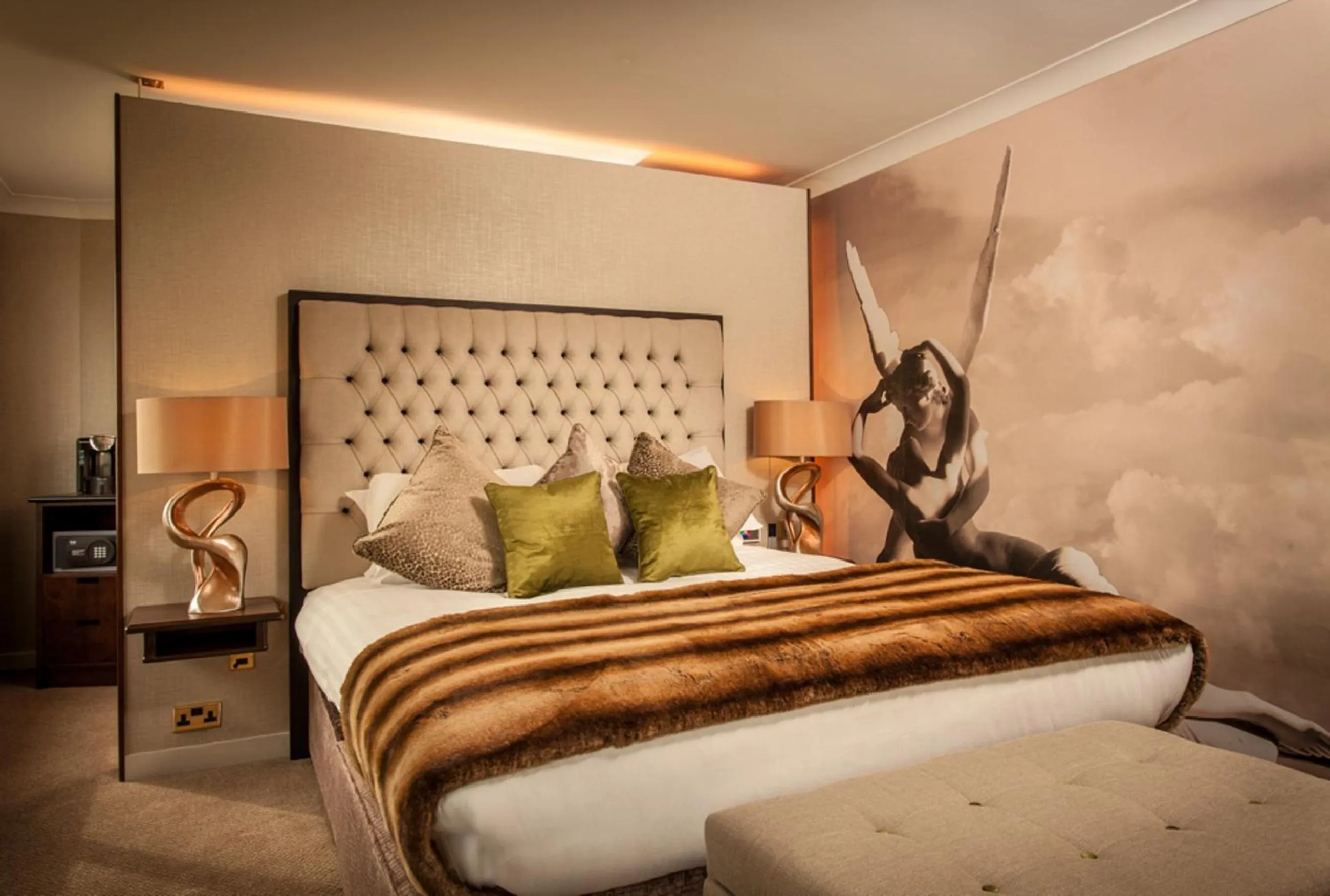 Bedroom, Bed in Abbey Hotel Golf & Spa