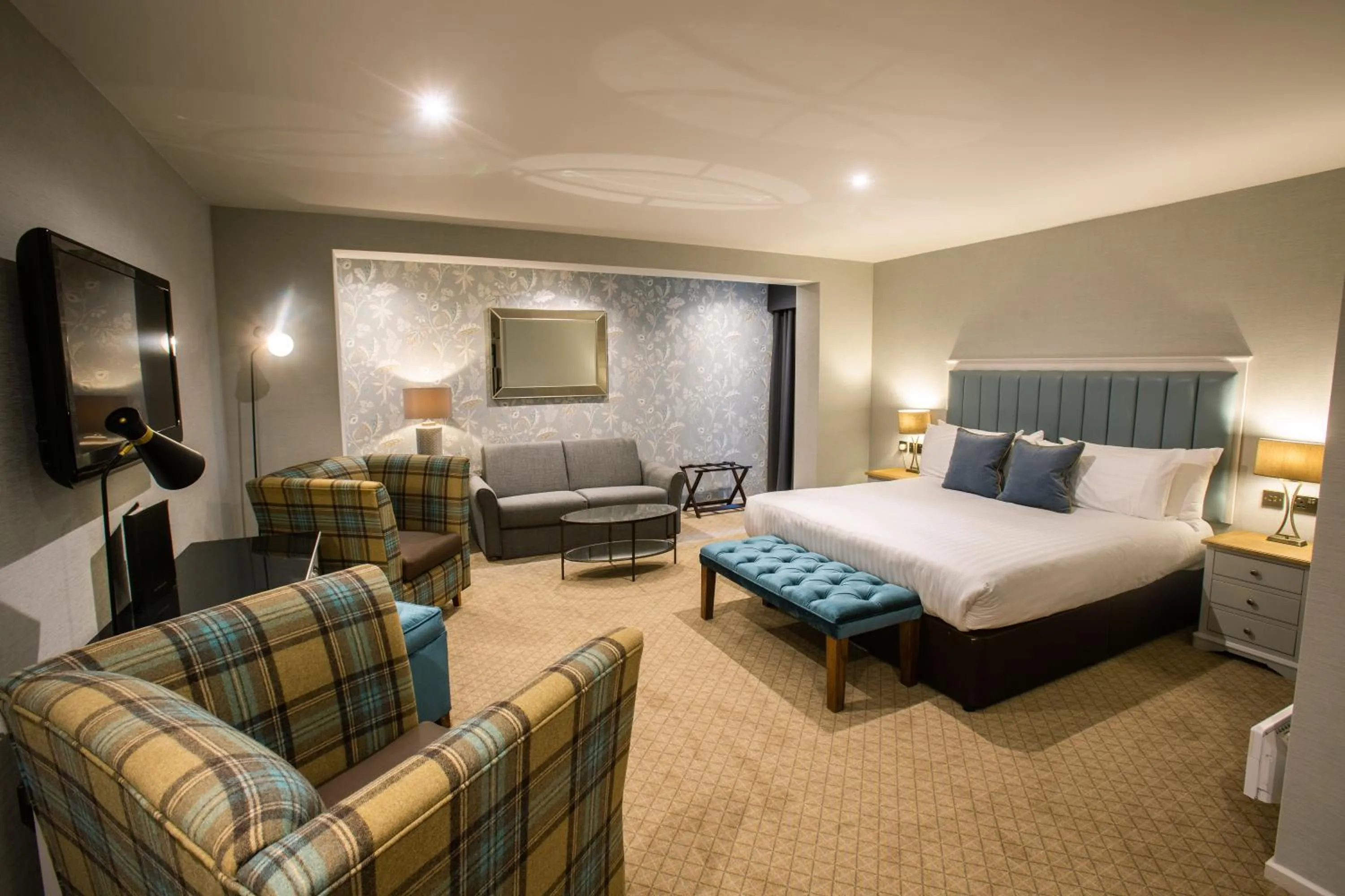 Bedroom, Bed in Abbey Hotel Golf & Spa