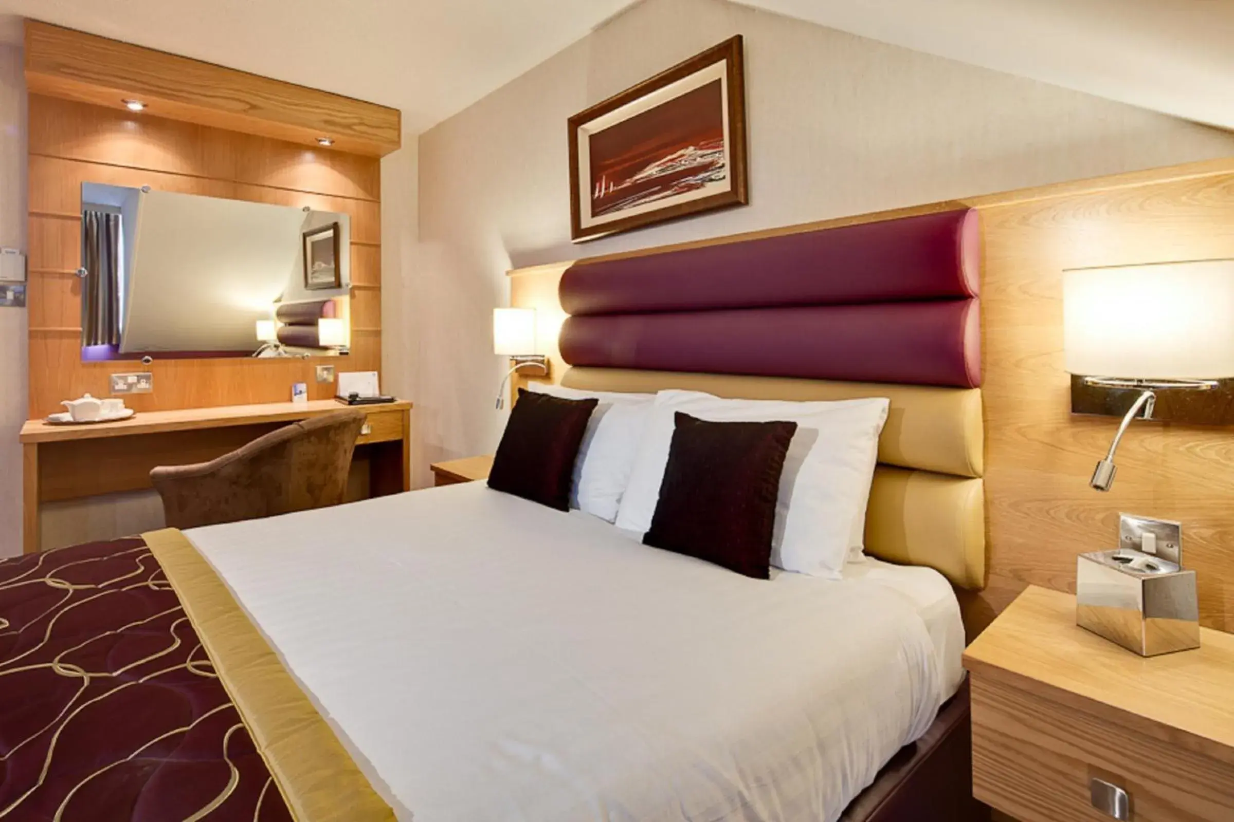 Standard Double or Twin Room in Abbey Hotel Golf & Spa Standard Double or Twin Room in Abbey Hotel Golf & Spa