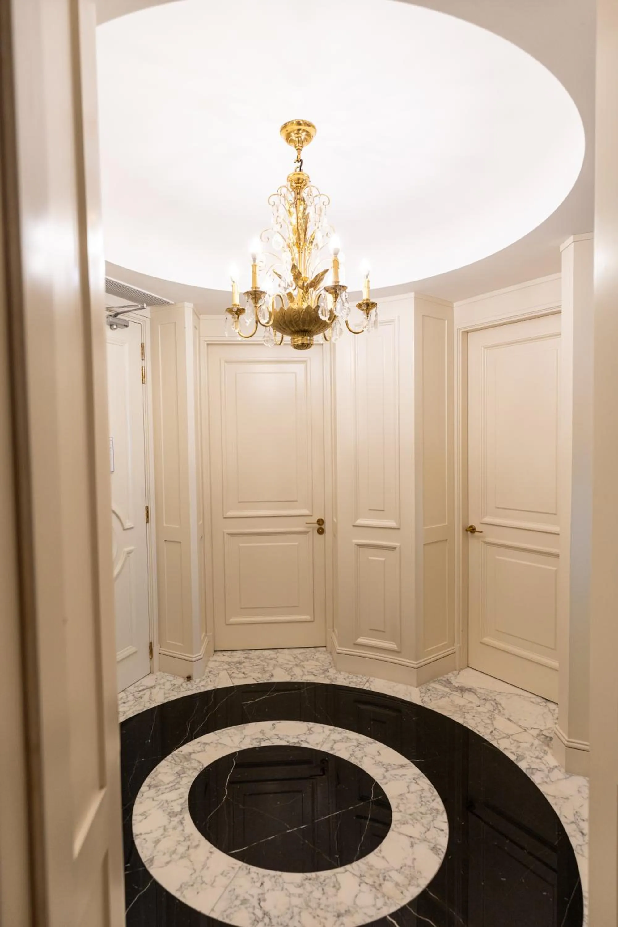 Lobby or reception in Alvear Icon Hotel