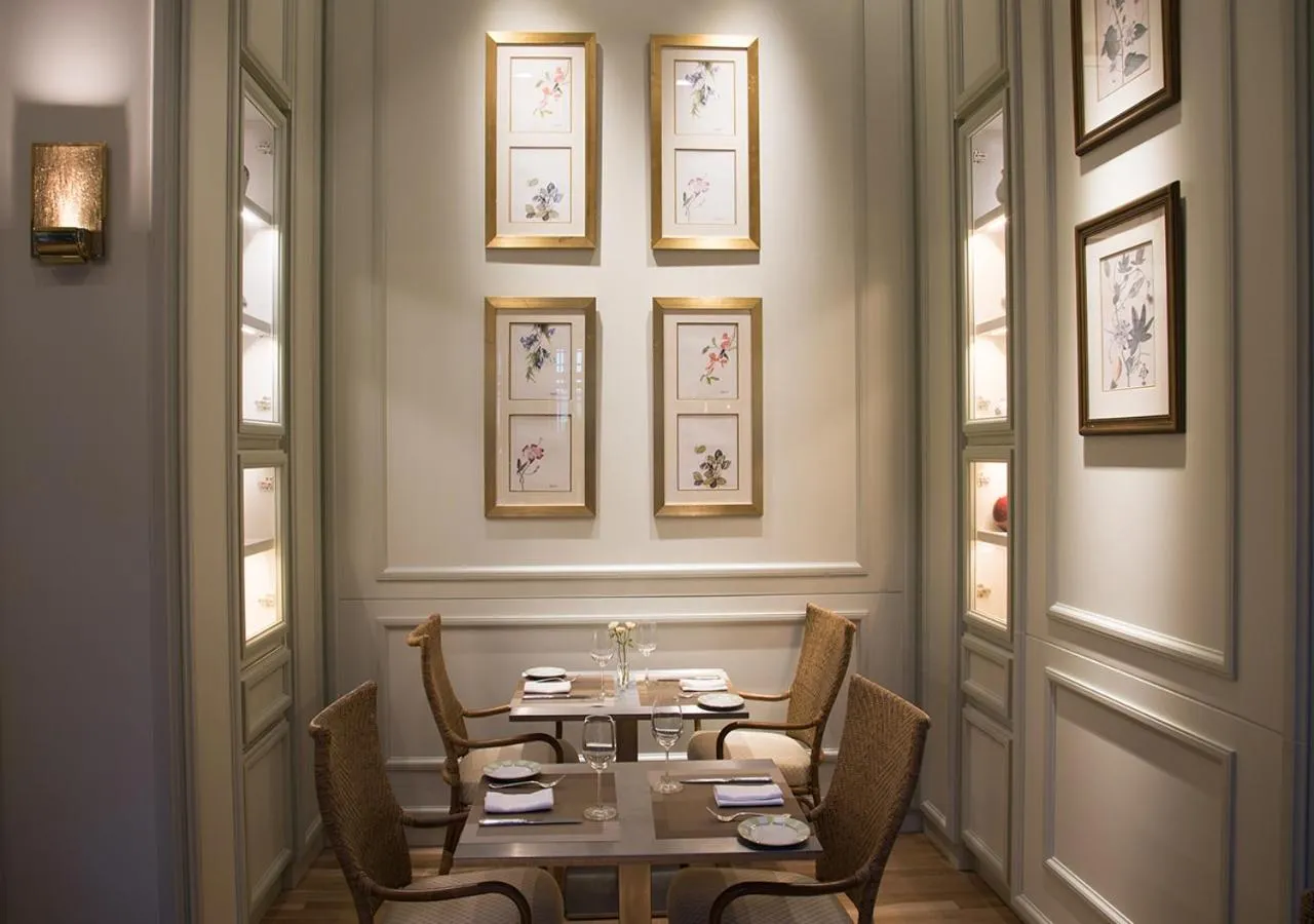 Lounge or bar in Alvear Icon Hotel