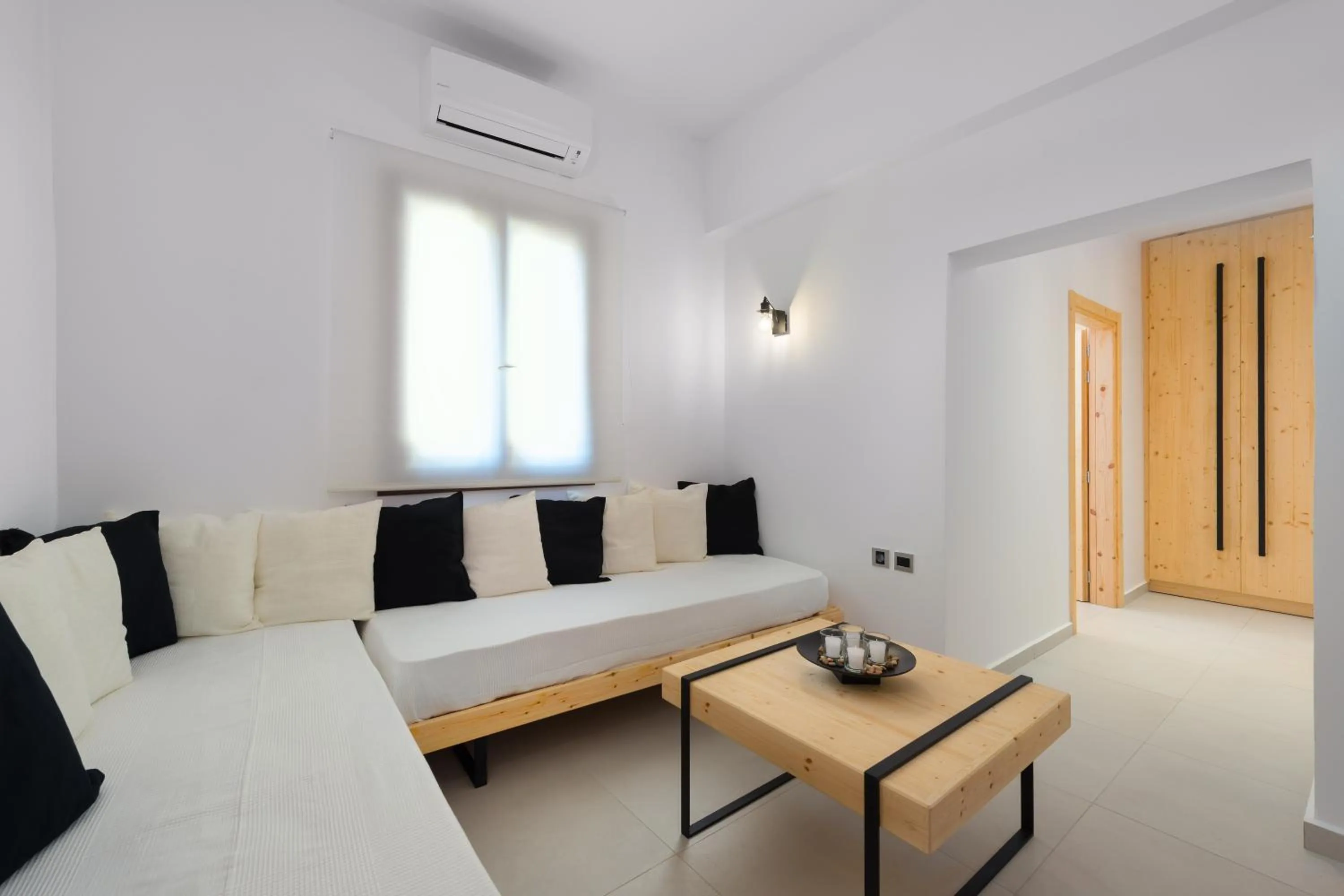 Seating area, Bed in Old Town Senses Boutique Hotel