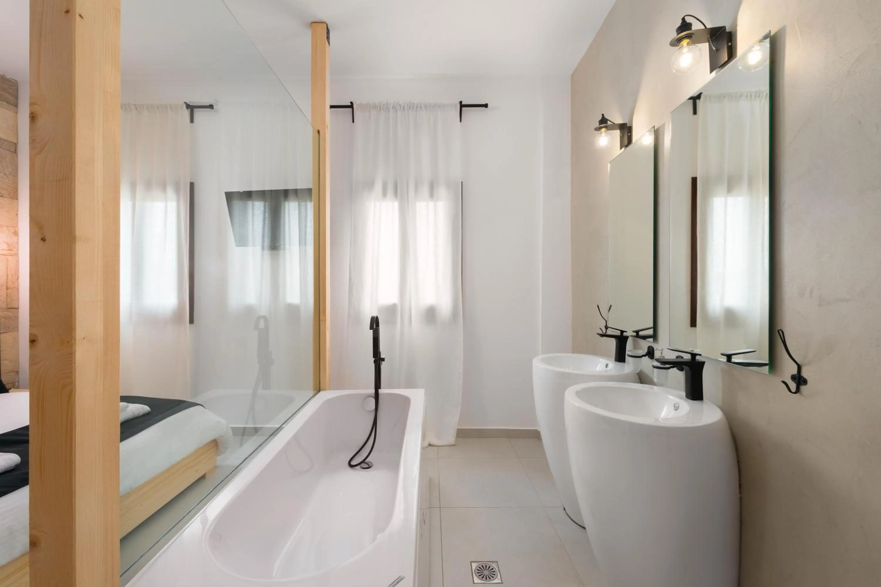 Shower in Old Town Senses Boutique Hotel