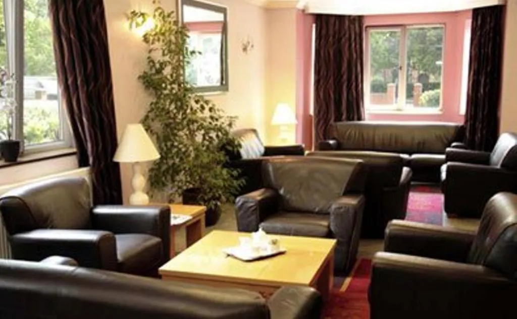 Lounge or bar in Parkside International Hotel