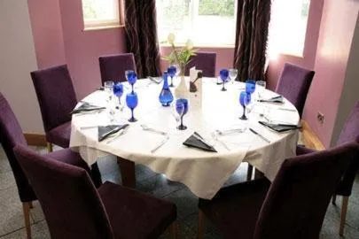 Restaurant/places to eat in Parkside International Hotel