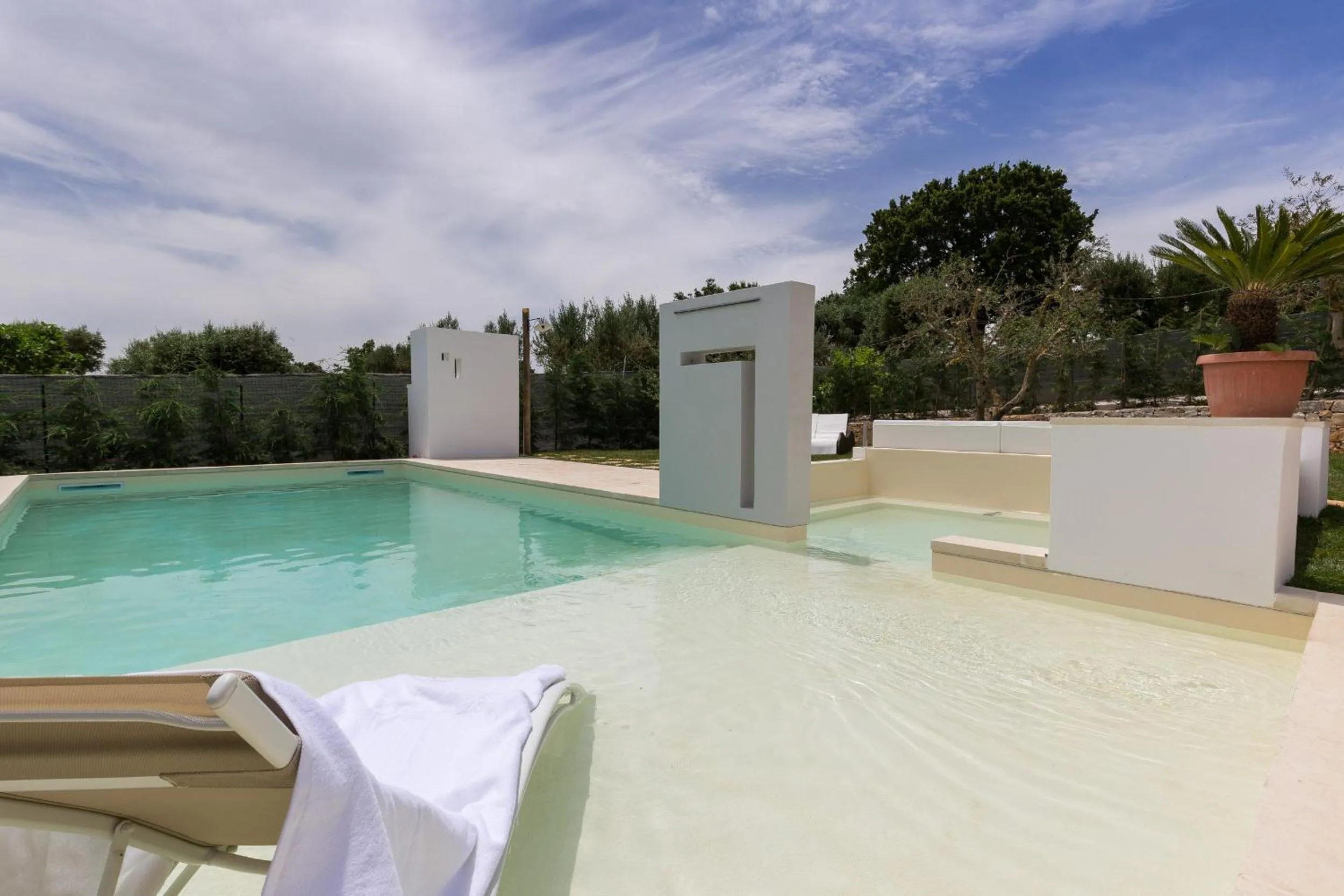Swimming pool in Dimora San Quirico - bed e breakfast - Cisternino