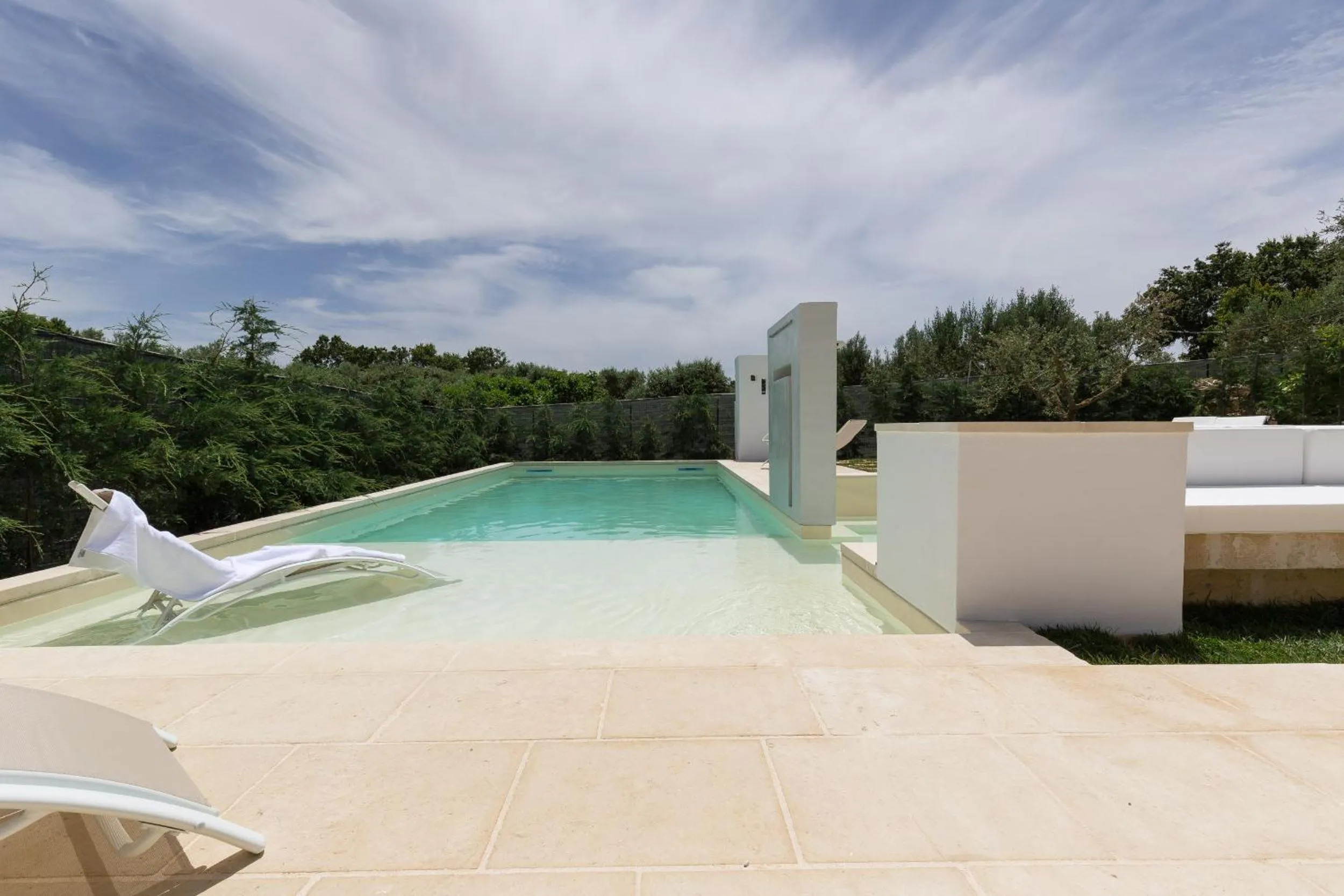 Pool view in Dimora San Quirico - bed e breakfast - Cisternino