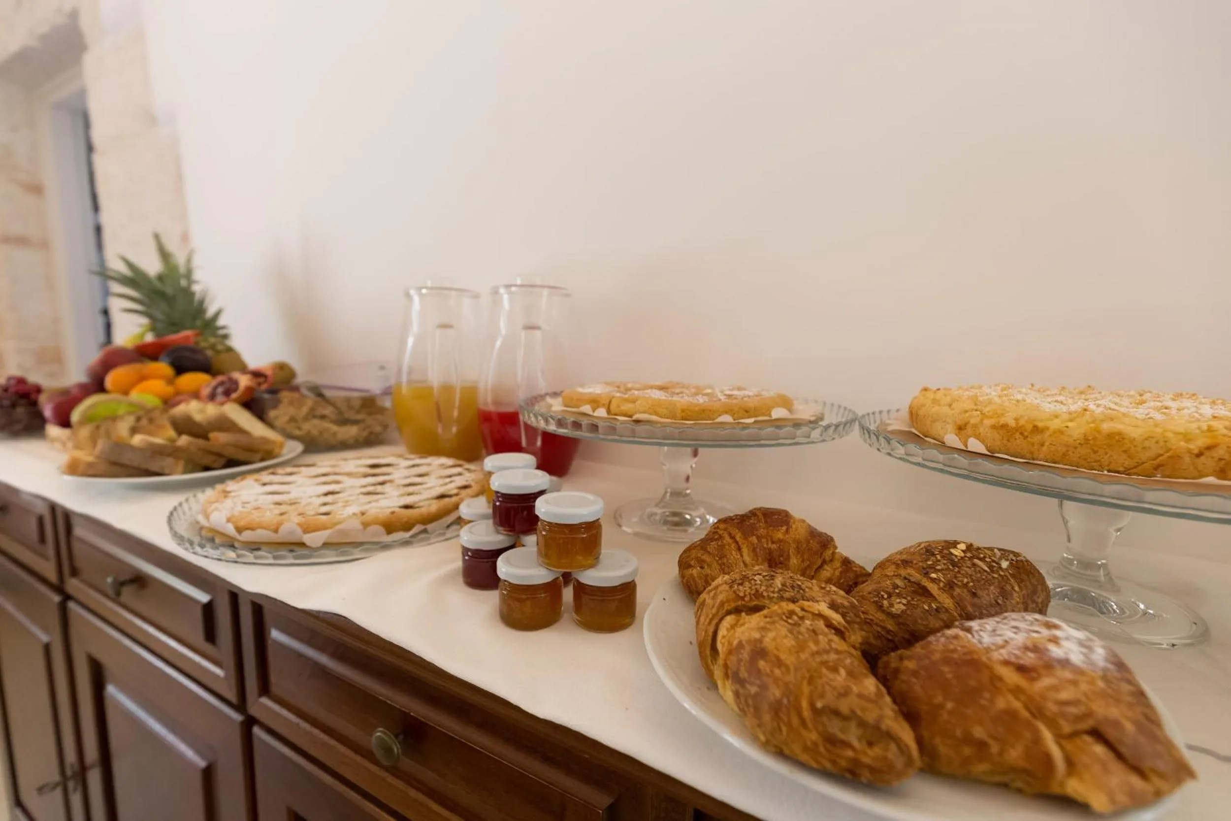 Breakfast in Dimora San Quirico - bed e breakfast - Cisternino
