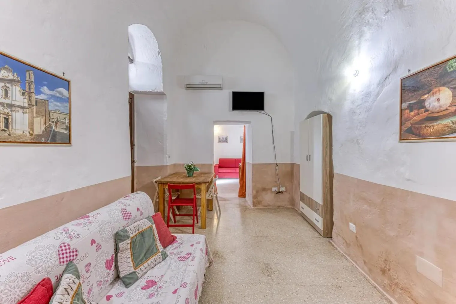 Bedroom in La Corte dei Mille