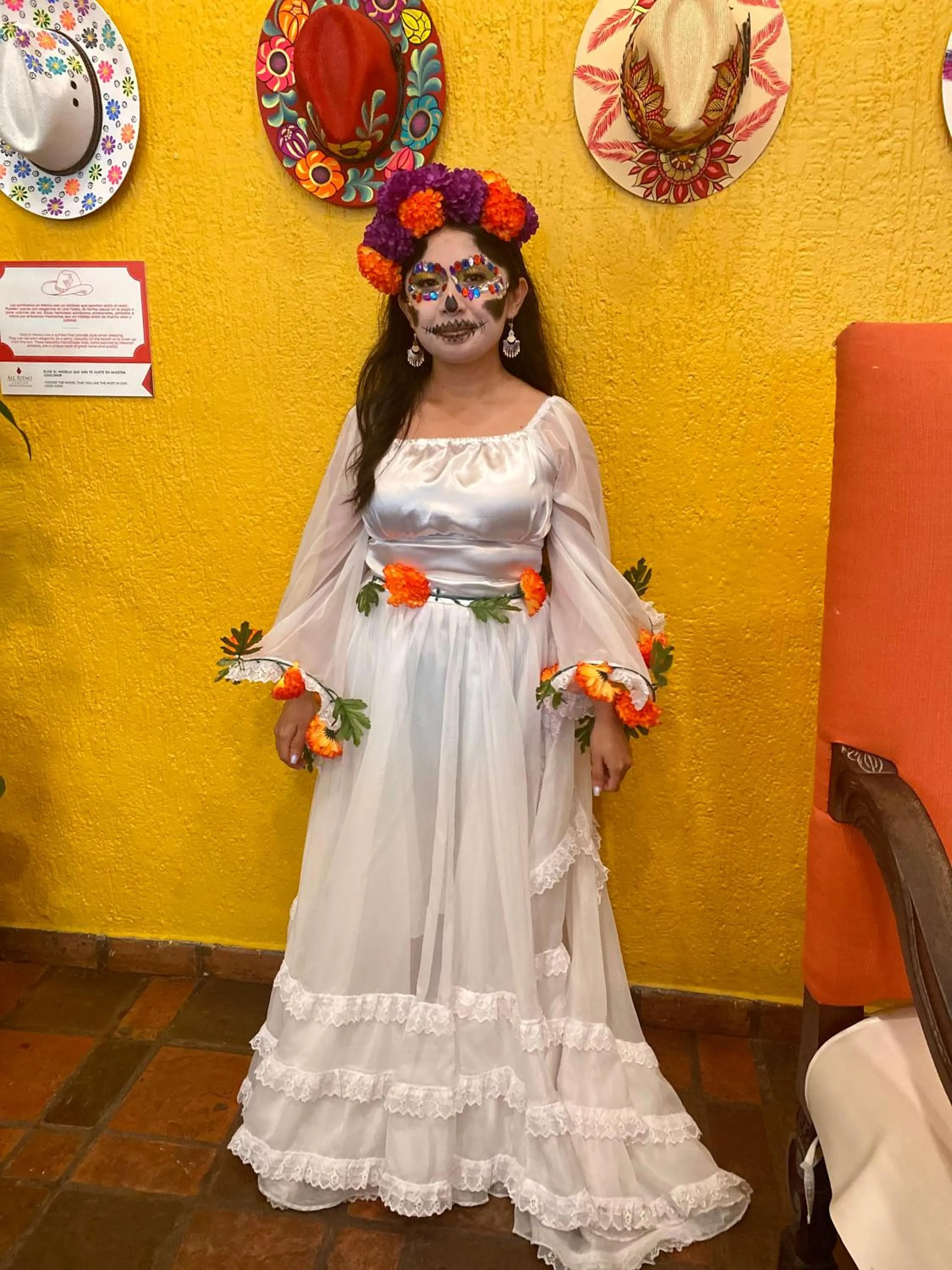 People in Tropical apartment