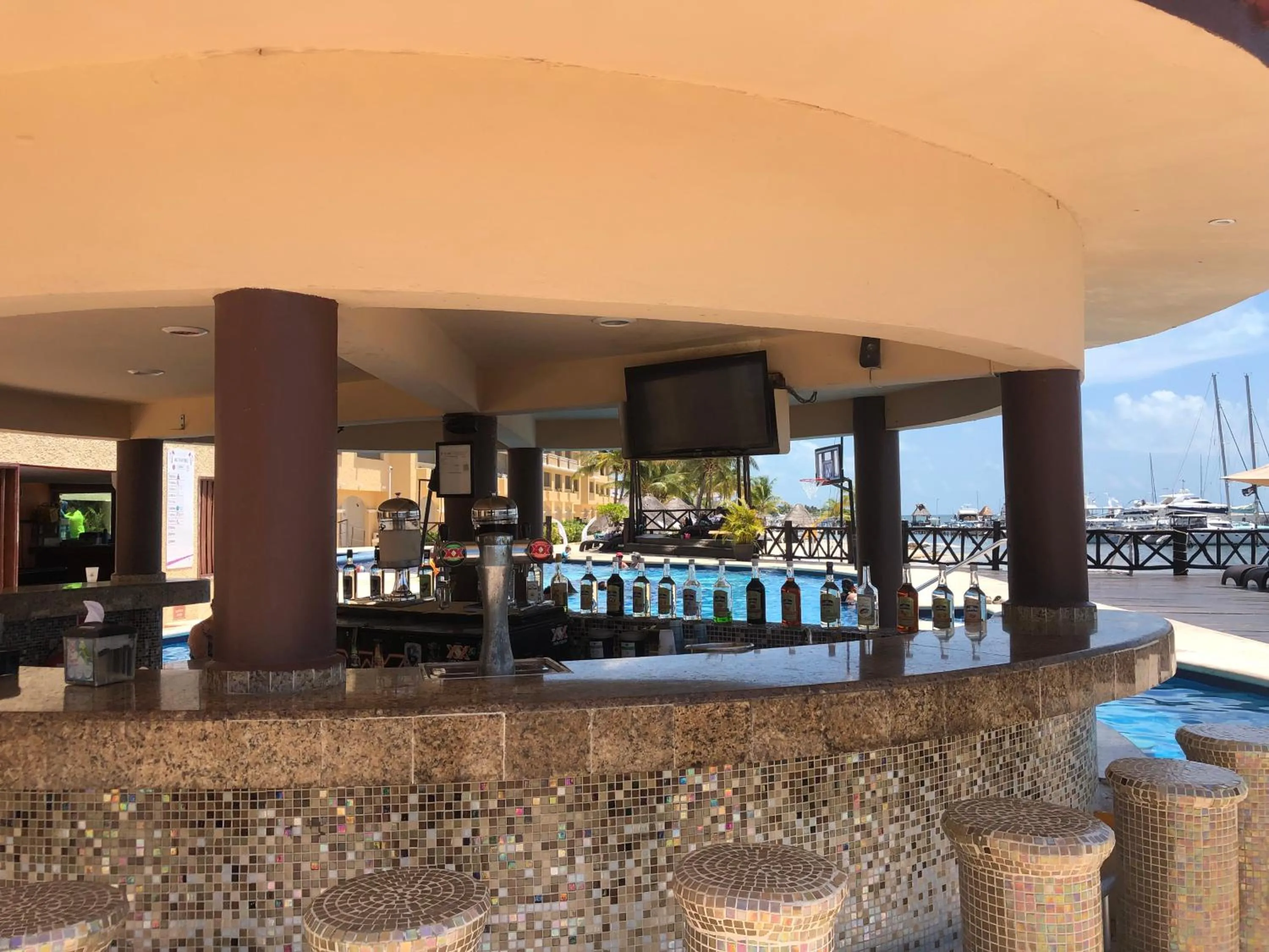 Swimming pool in Tropical apartment