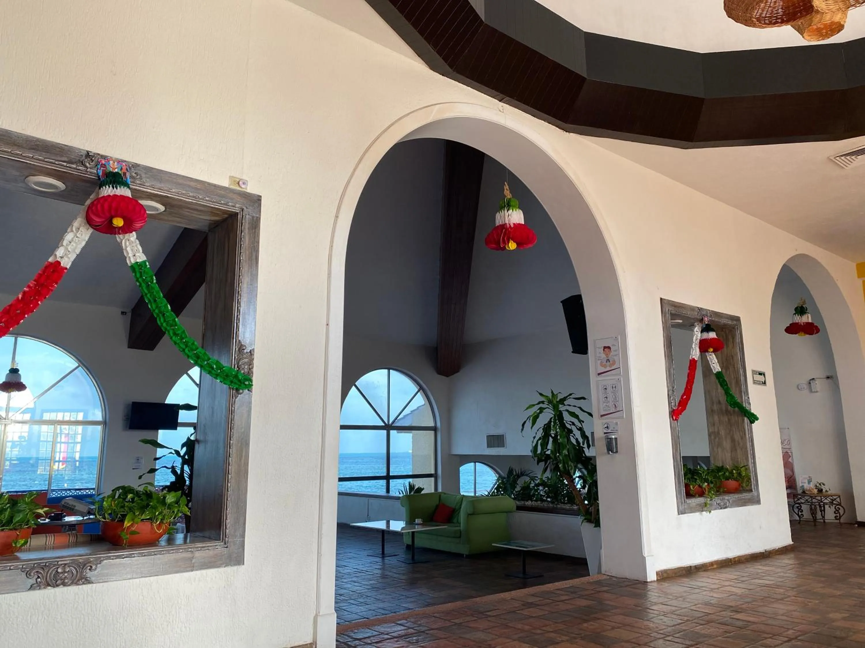 Lounge or bar in Tropical apartment