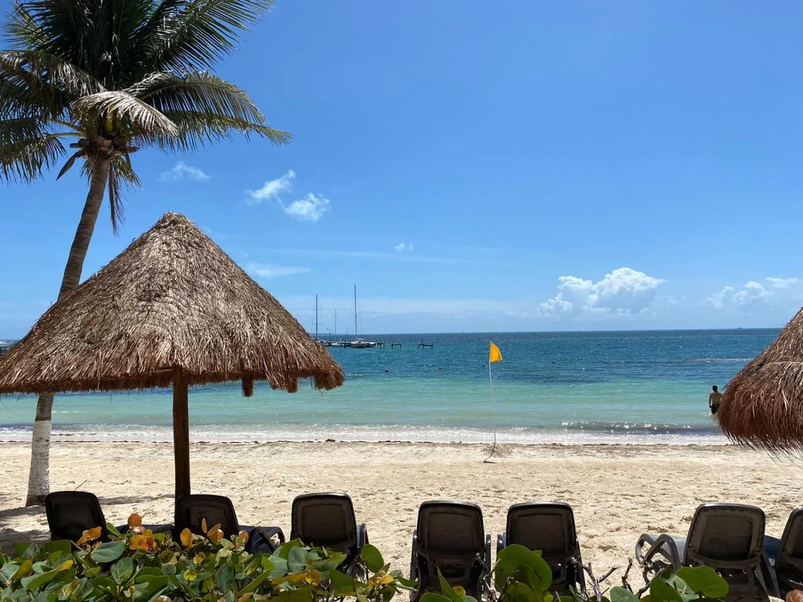 Beach in Tropical apartment