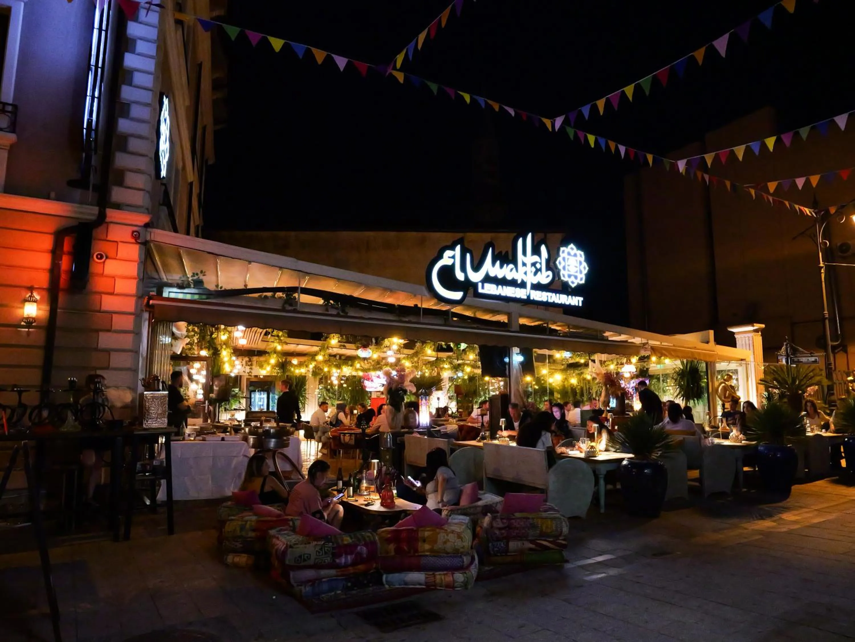 Restaurant/places to eat in Peninsula Boutique Hotel