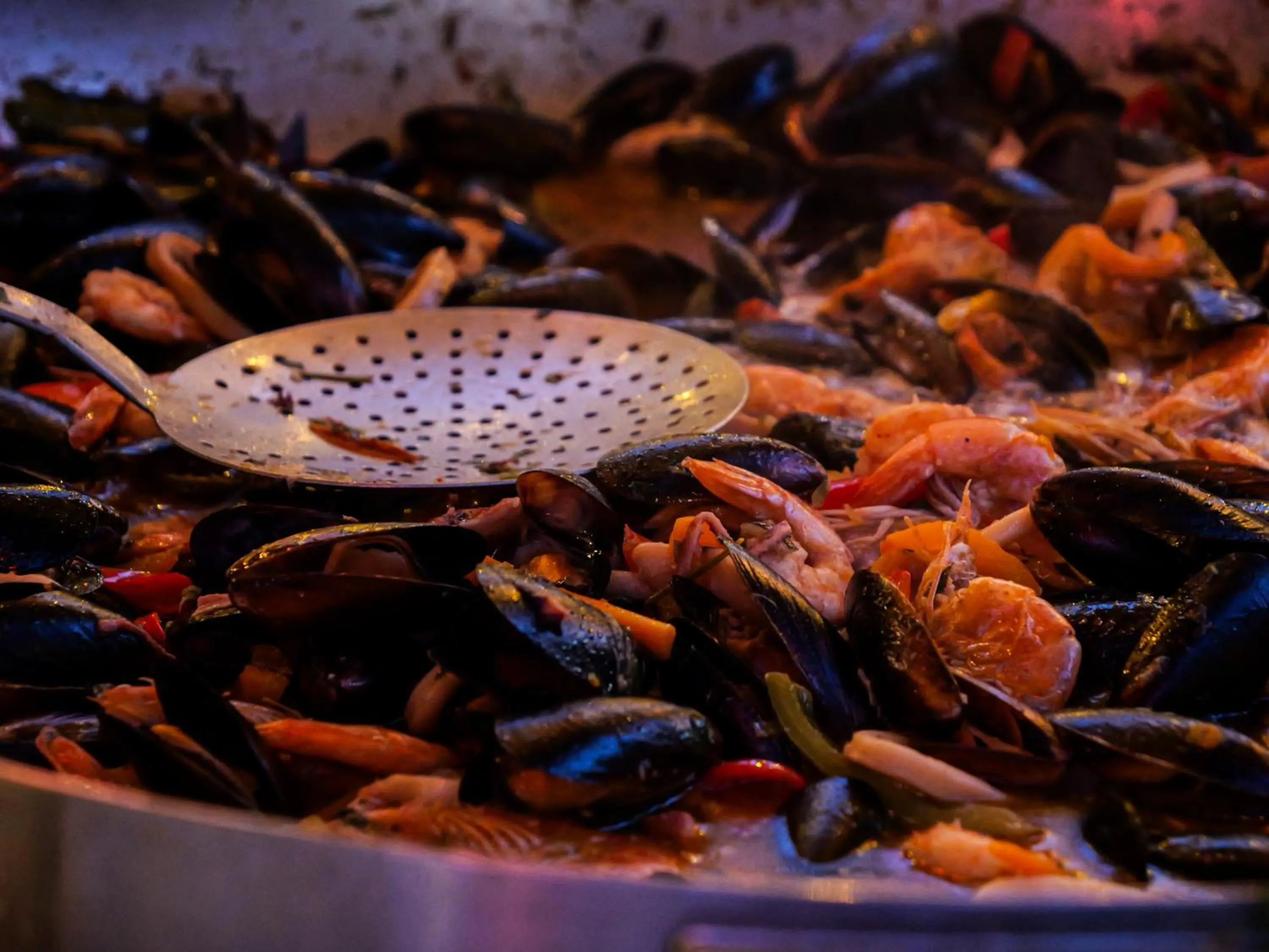 Restaurant/places to eat in Peninsula Boutique Hotel