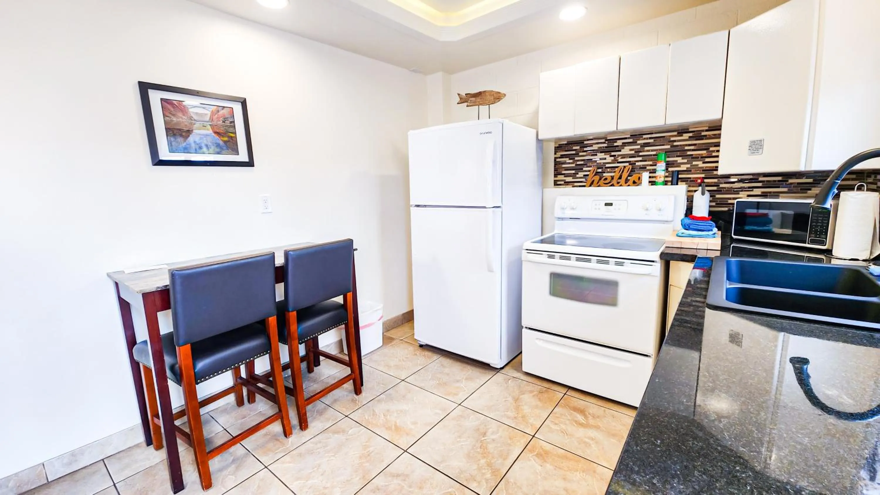 Red Rock Motel and Dam Motel