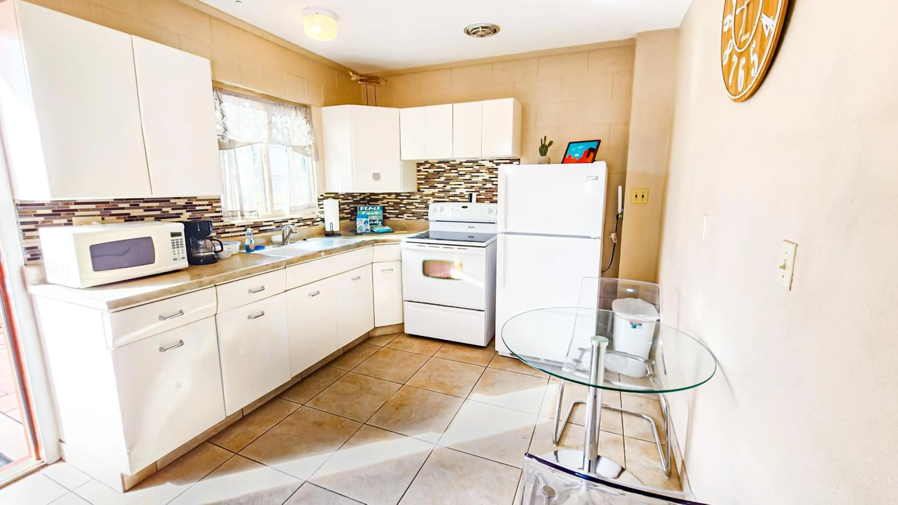 Red Rock Motel and Dam Motel