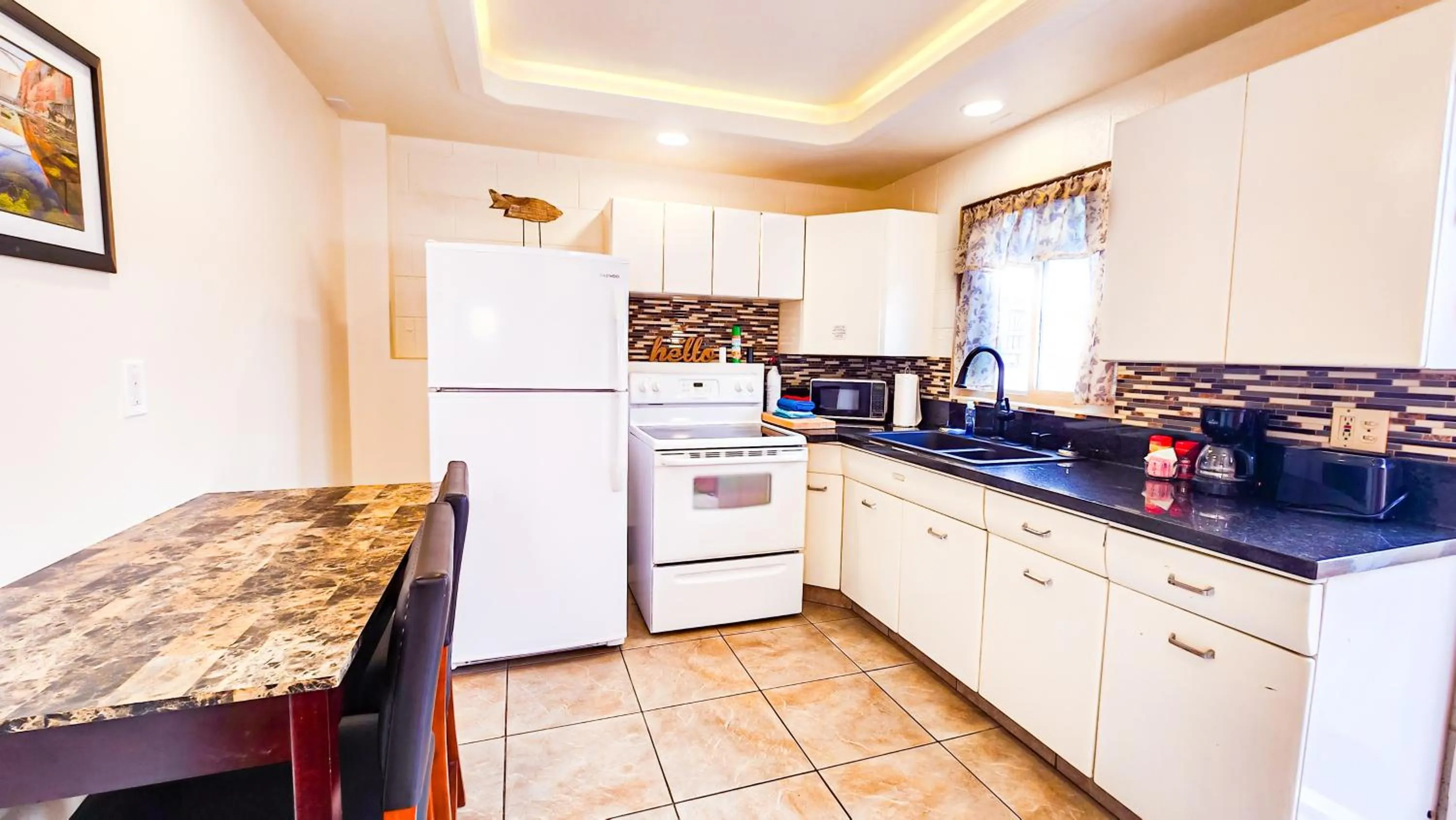 Red Rock Motel and Dam Motel