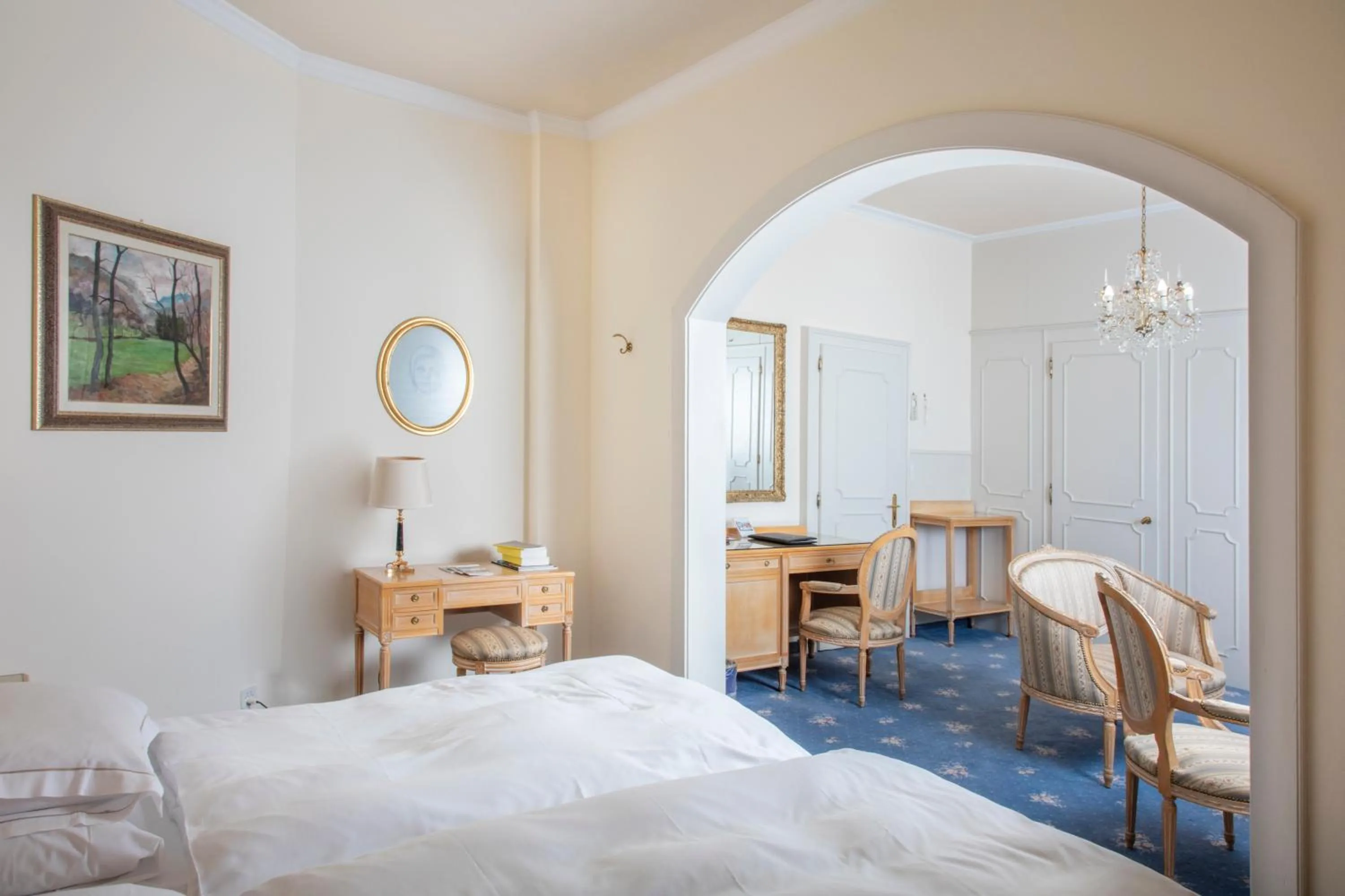 Bedroom, Bed in Hotel Victoria Glion