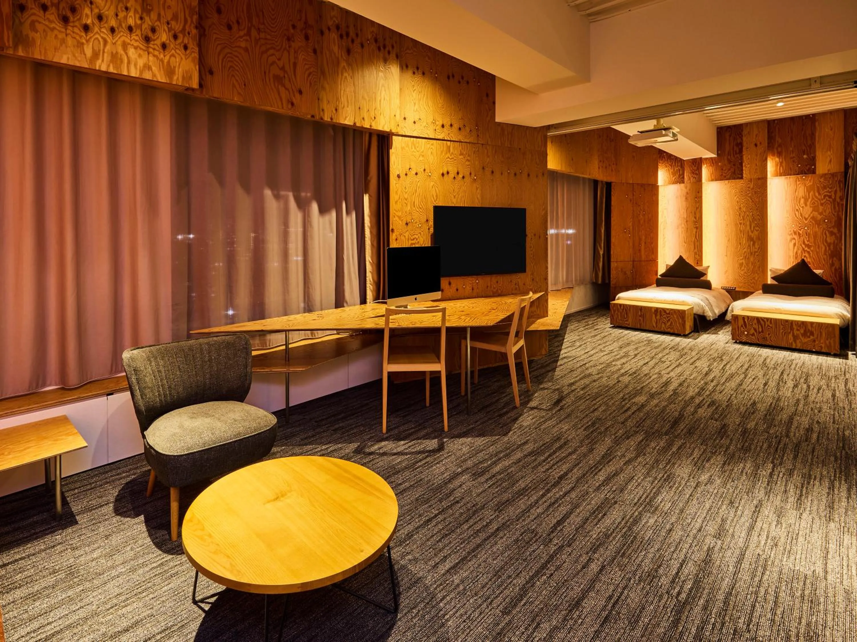 Photo of the whole room, Bed in ONE@Tokyo by insomnia