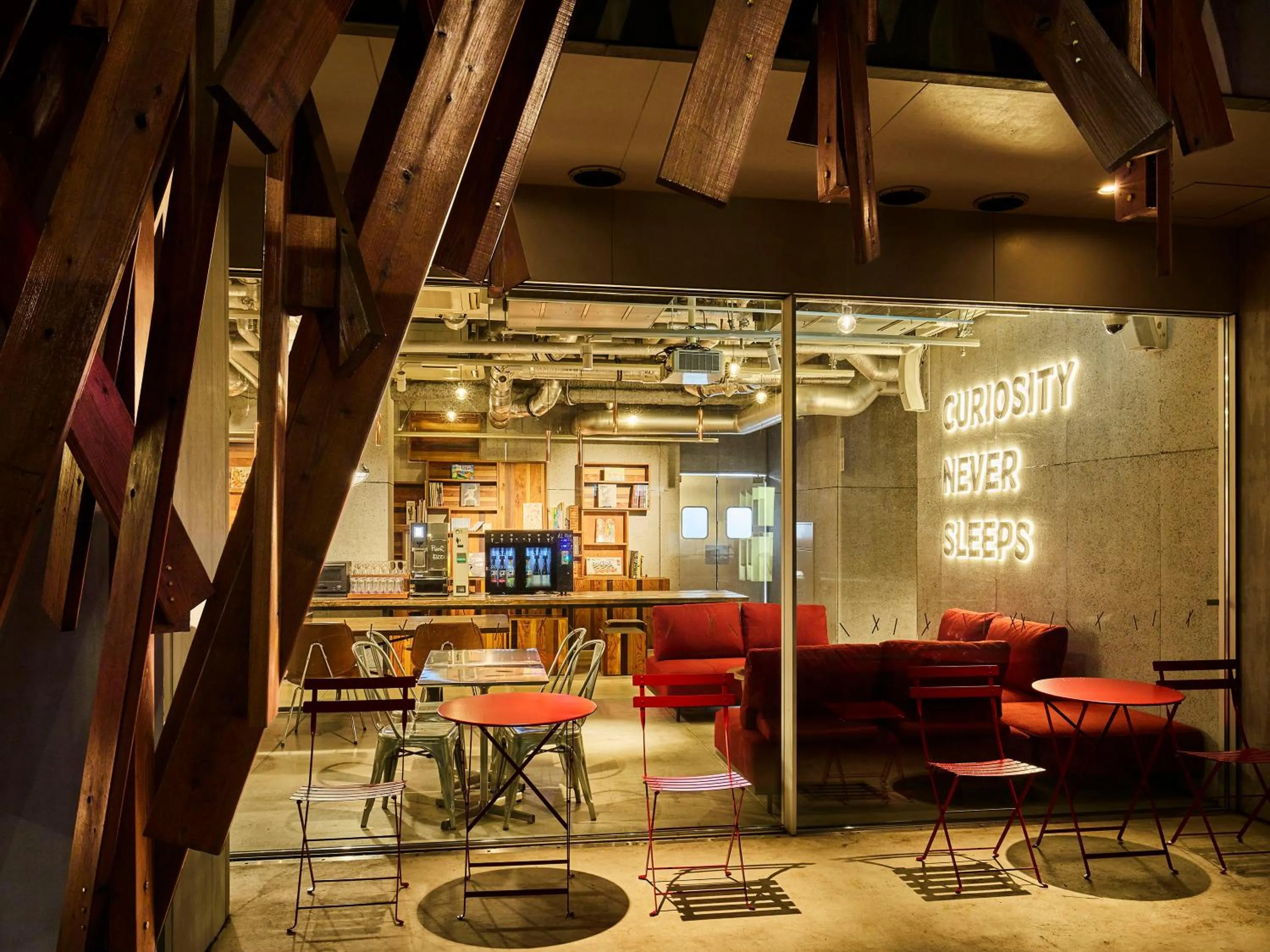 Lounge or bar in ONE@Tokyo by insomnia