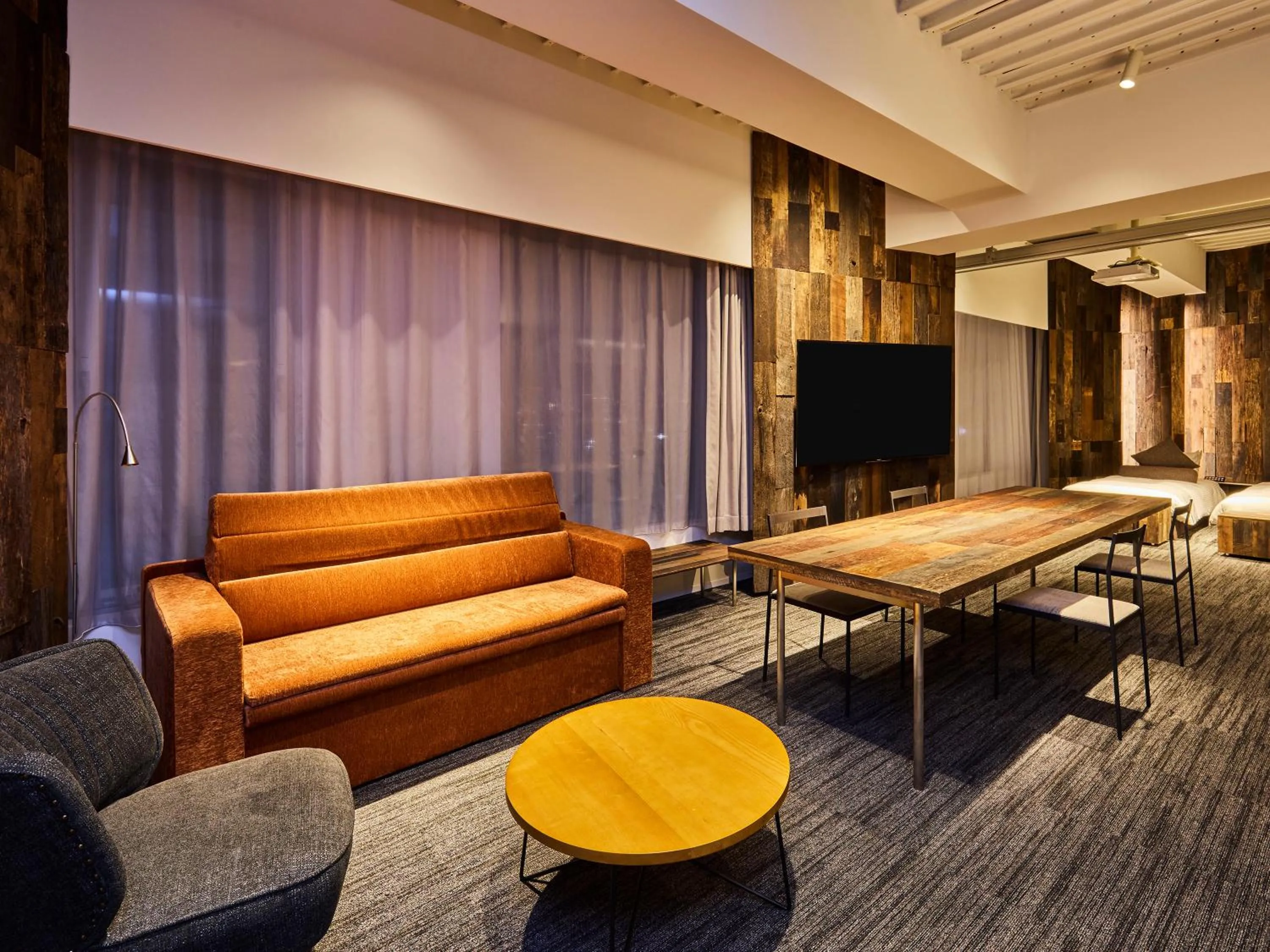 Photo of the whole room in ONE@Tokyo by insomnia